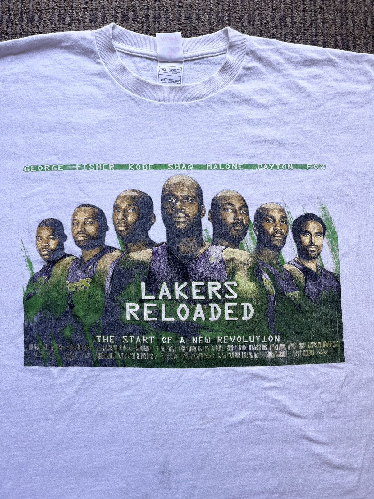 Vintage Vintage 2004 Lakers Reloaded Kobe & Shaq Starters Tee Size US XXL / EU 58 / 5 - 2 Thumbnail
