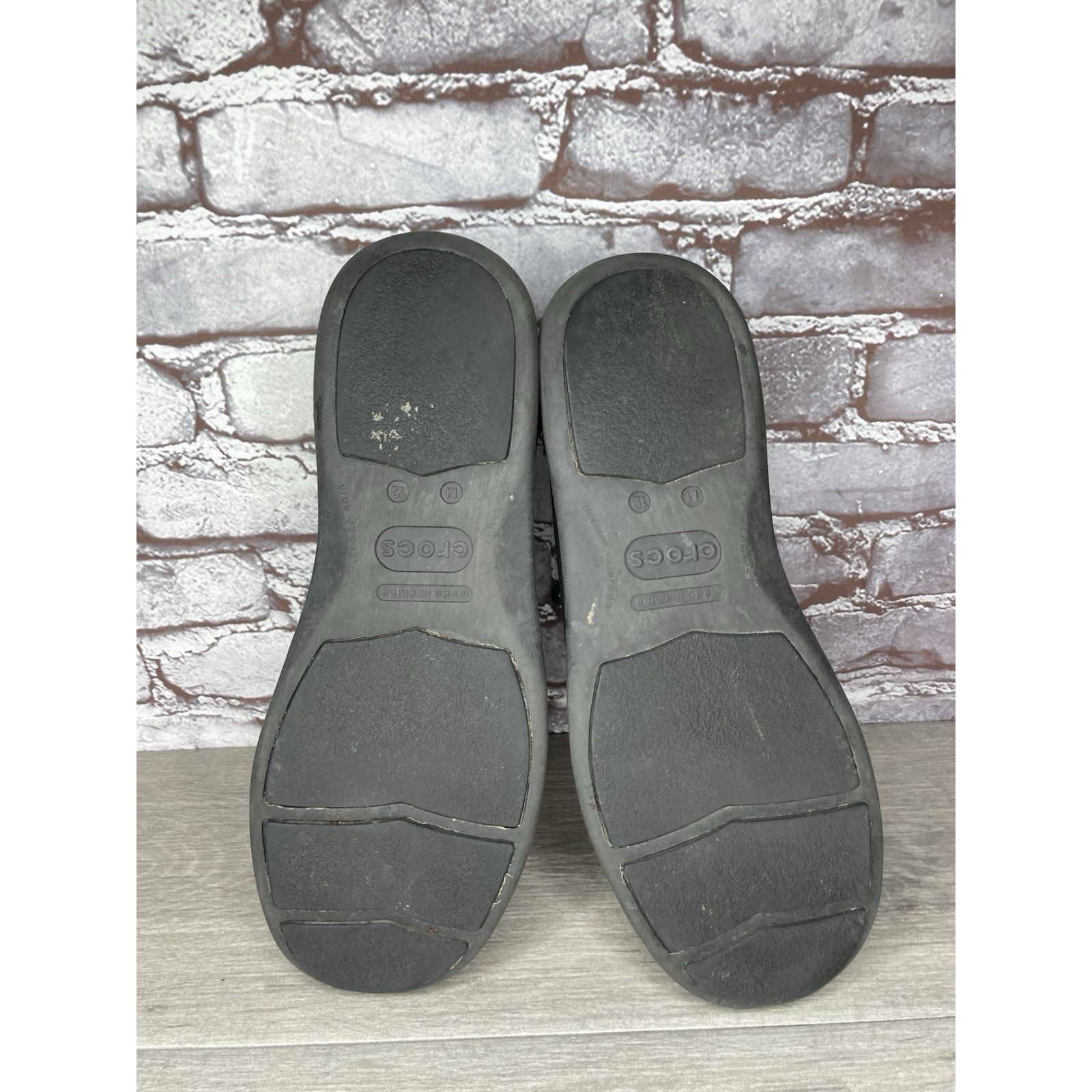 Crocs Crocs Venture Black leather Casual Oxfords lace up Comfort S Size US 12 / EU 45 - 16 Thumbnail