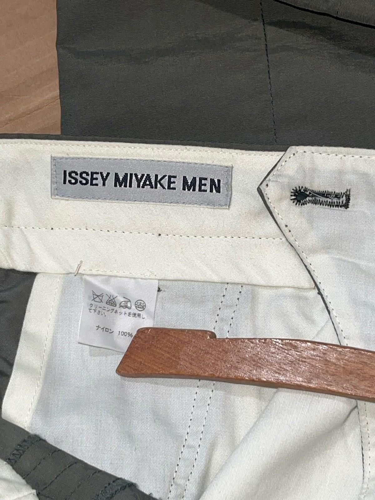 Issey Miyake VTG Issey Miyake Men A/W 2000 Ballastic Cargo Trousers 30X31 Size US 31 - 4 Thumbnail