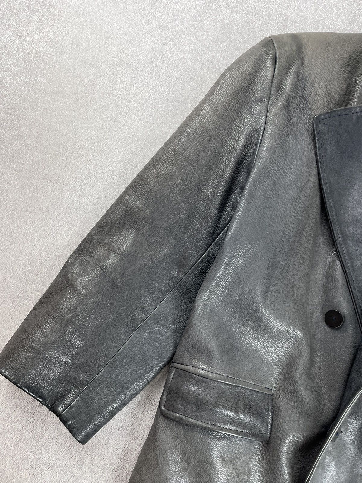 Chevignon × Vintage Vintage Chevignon Paris Leather Jacket Women’s Size M Size M / US 6-8 / IT 42-44 - 6 Thumbnail
