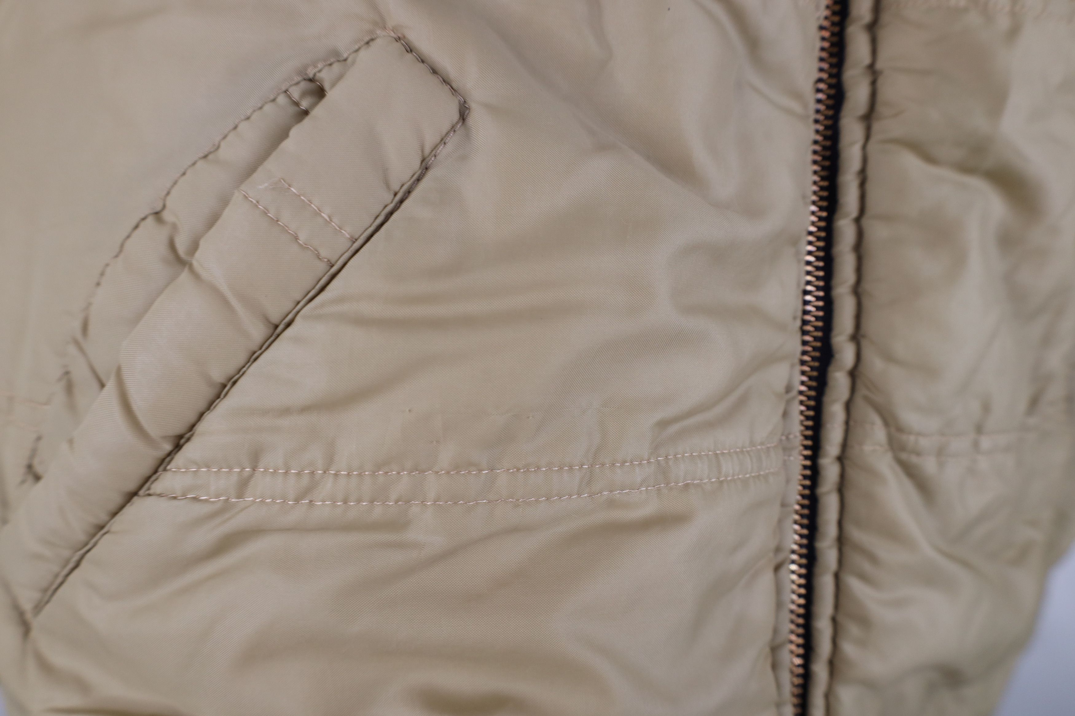 Vintage Vintage 70s Streetwear Insulated Puffer Jacket Coat Beige Size US XL / EU 56 / 4 - 5 Thumbnail