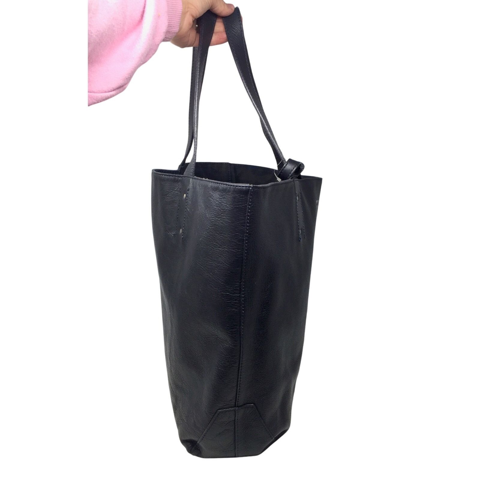 Burberry Burberry Black Label Reversible Black Leather Tote w Pouch Size ONE SIZE - 3 Thumbnail