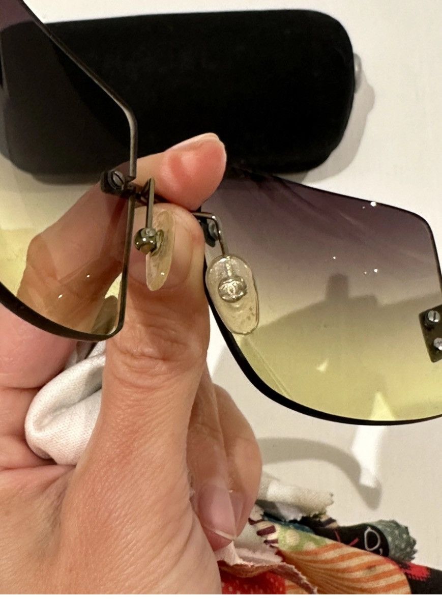Chanel Chanel Sunglasses 4039 Rhinestone CC 4017 Rimless Vintage Size ONE SIZE - 5 Thumbnail