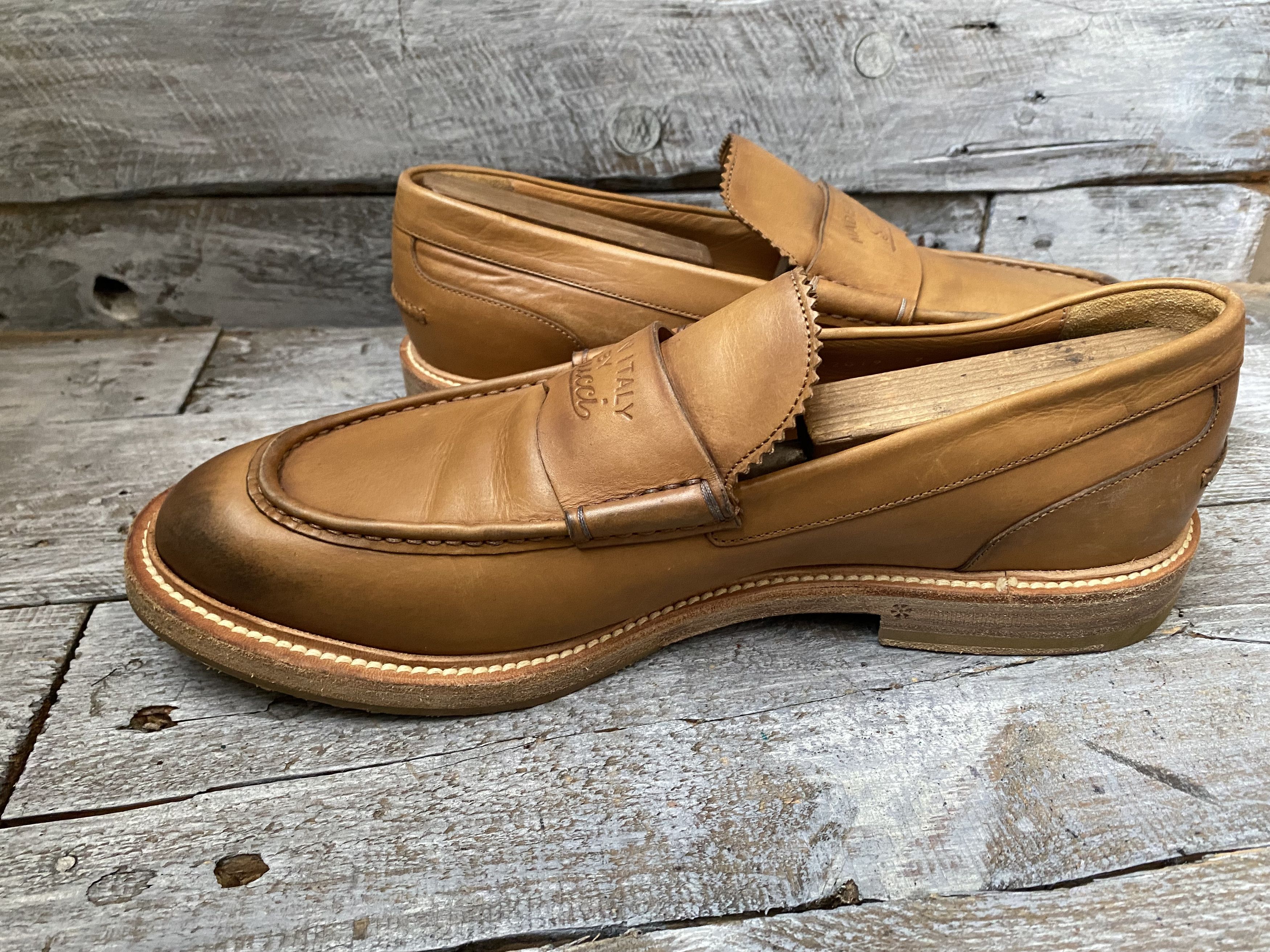 Gucci Gucci penny leather loafers uk 9 Size US 10 / EU 43 - 10 Thumbnail
