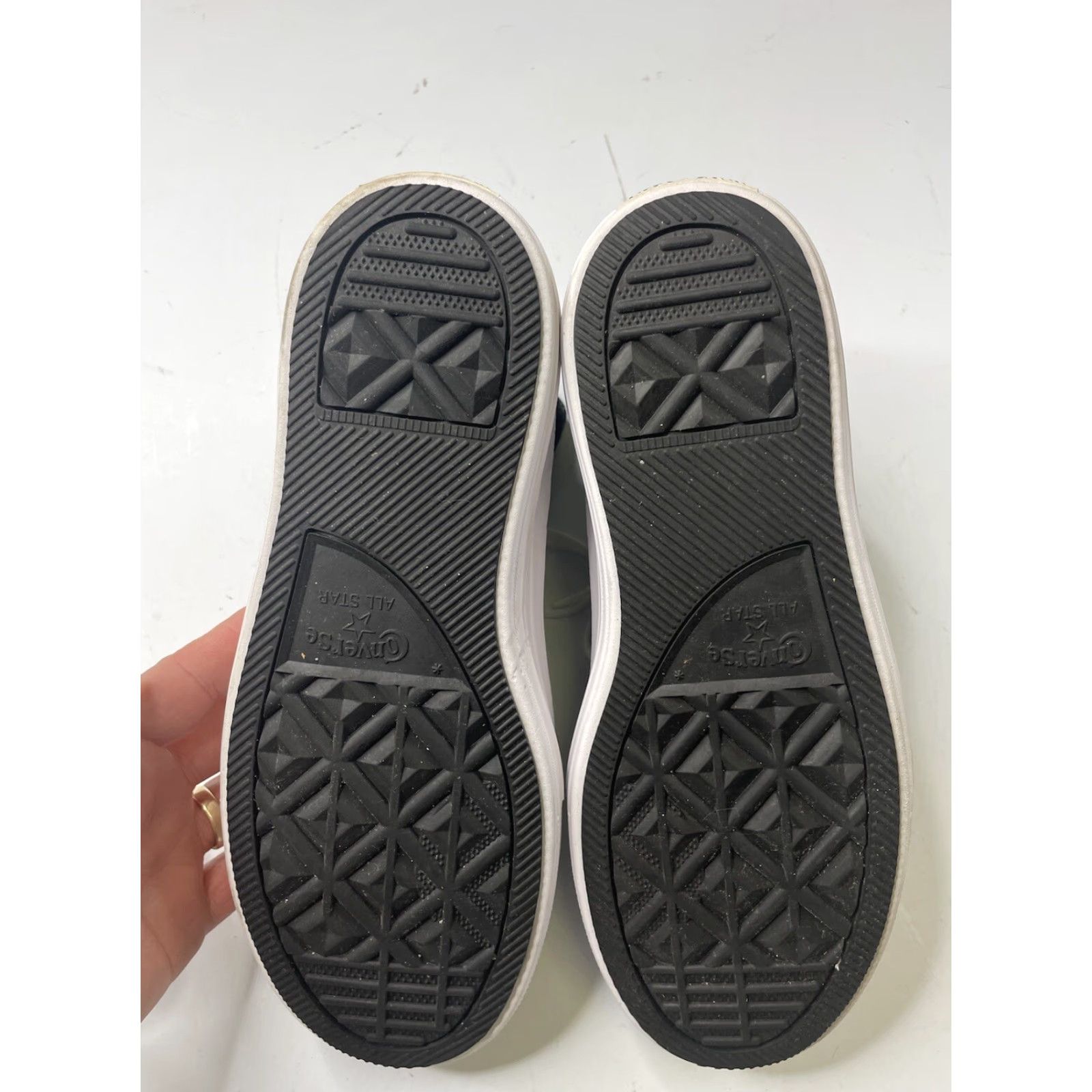 Converse Converse Chuck Taylor All Star Move Platform Sneaker Womens Size 9 Black/White Size US 9 / IT 39 - 6 Thumbnail