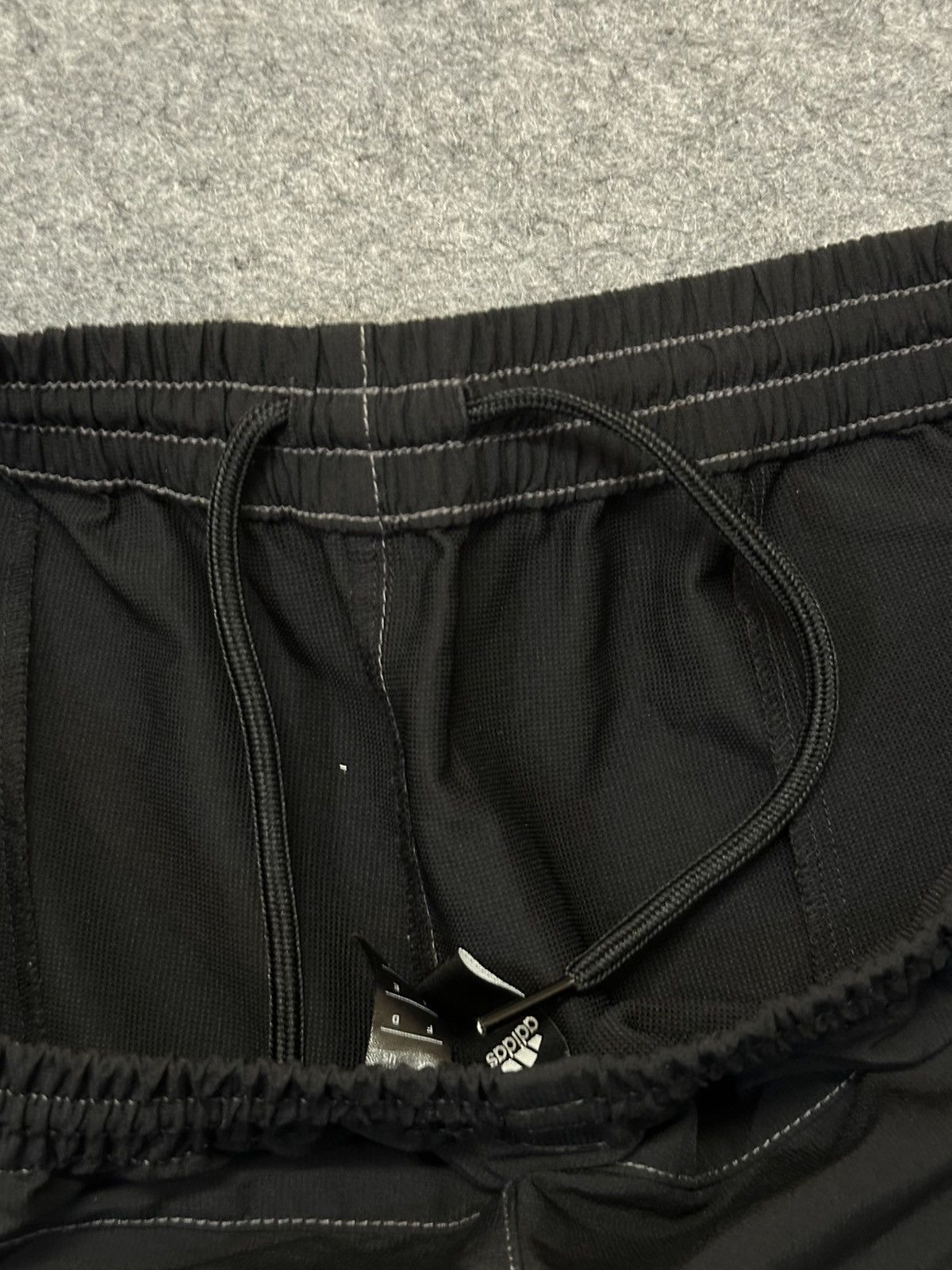 Adidas Adidas black three-quarter length training pants. Size US 31 - 10 Thumbnail