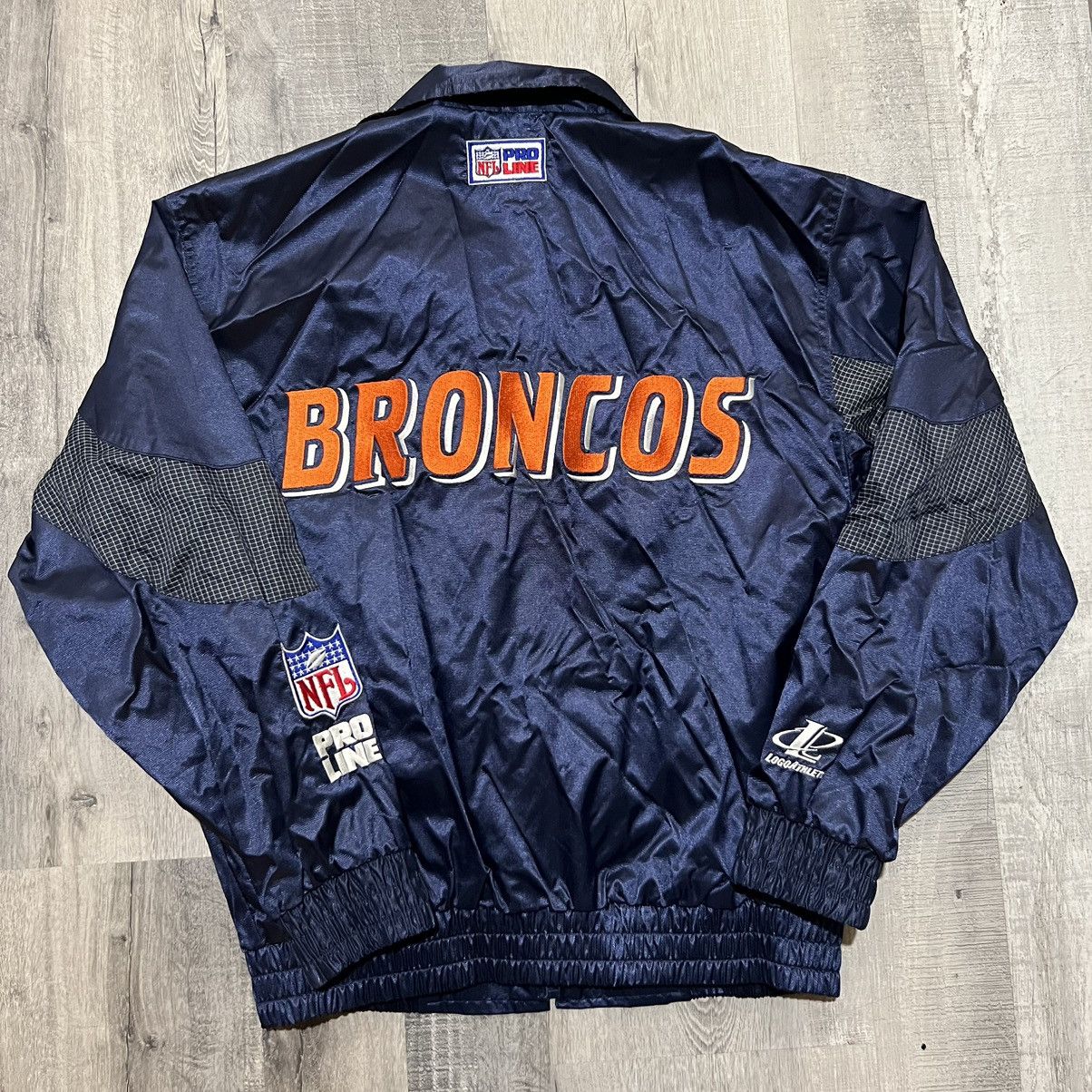 Logo Athletic × Vintage VTG Denver Broncos Logo Athletic 90s Blue Nylon NFL Jacket M Size US M / EU 48-50 / 2 - 2 Thumbnail