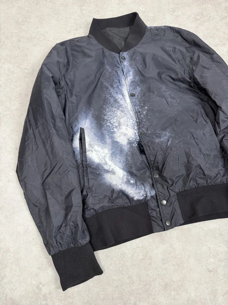 Emporio Armani AW2017 Emporio Armani Black & White Abstract Reversible Bomber Jacket Size US S / EU 44-46 / 1 - 13 Thumbnail