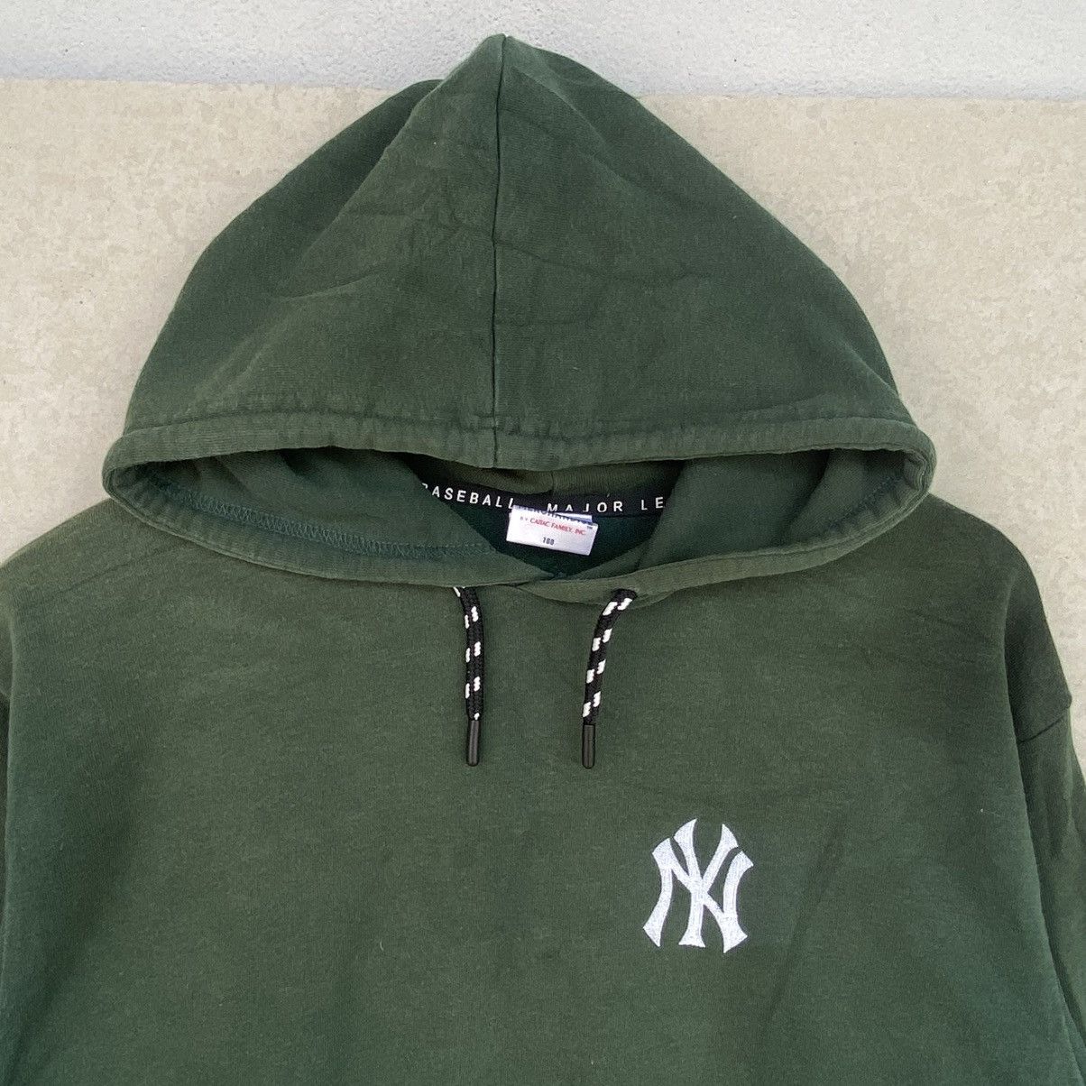 Other Vintage Yankees Big Logo Embroidered Hoodie Sweater Green Size US S / EU 44-46 / 1 - 4 Thumbnail
