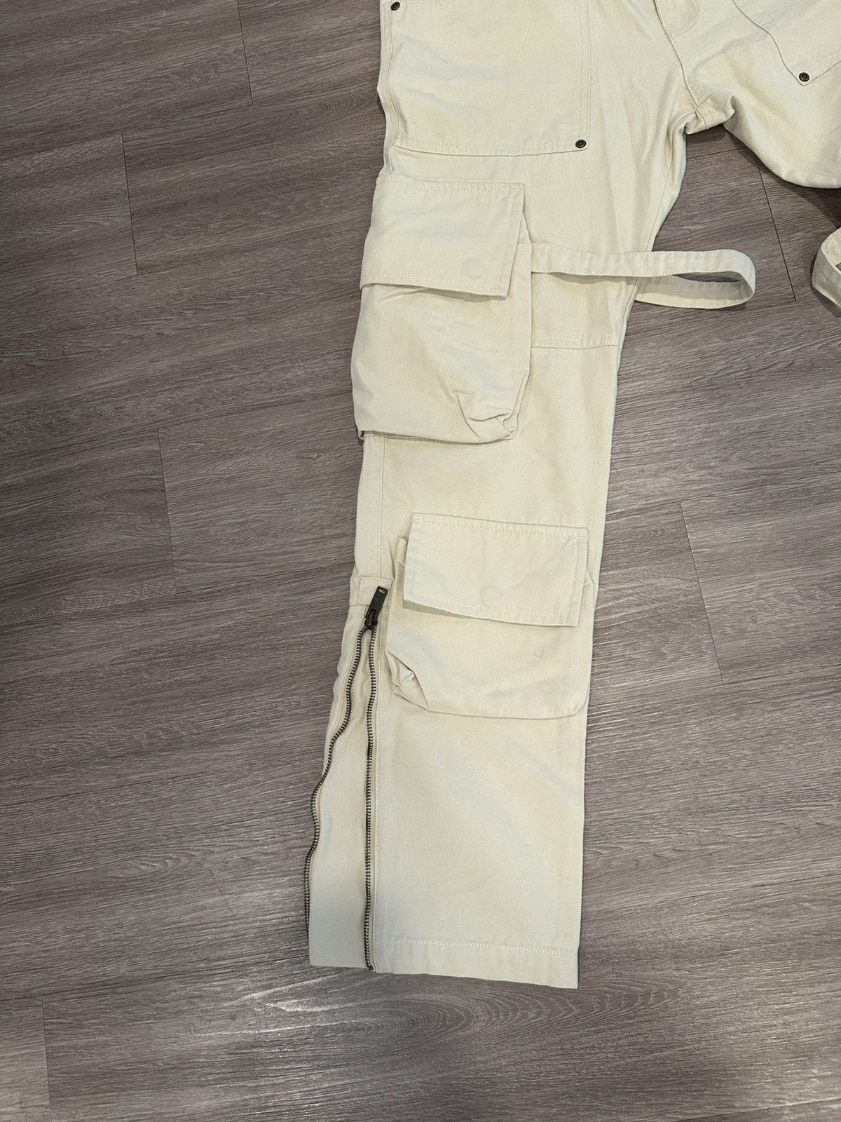 Kody Phillips KODYPHILLIPS- MR. POOPY PANTS -BEIGE Size US 32 / EU 48 - 2 Thumbnail