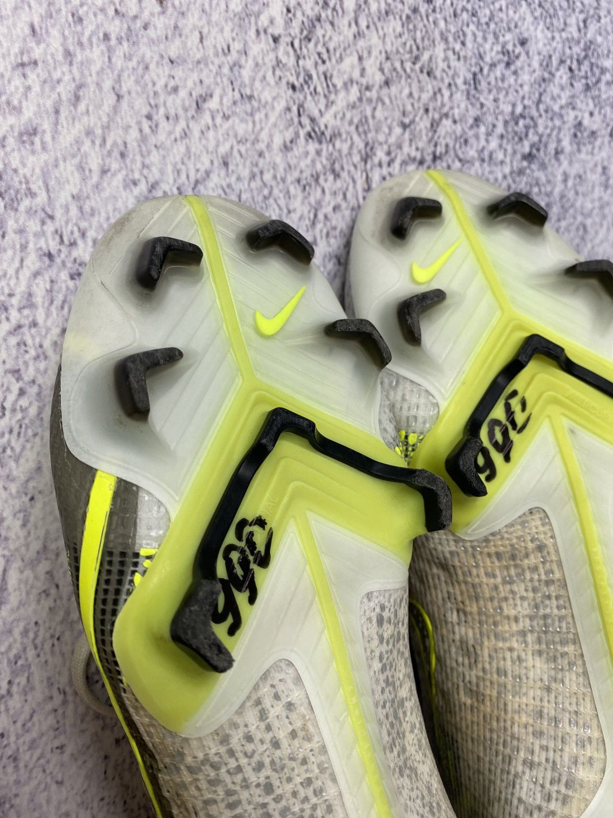 Nike Nike Vapor 14 Elite FG White Soccer Cleats CQ7635-107 US 8 Size US 8 / EU 41 - 18 Thumbnail