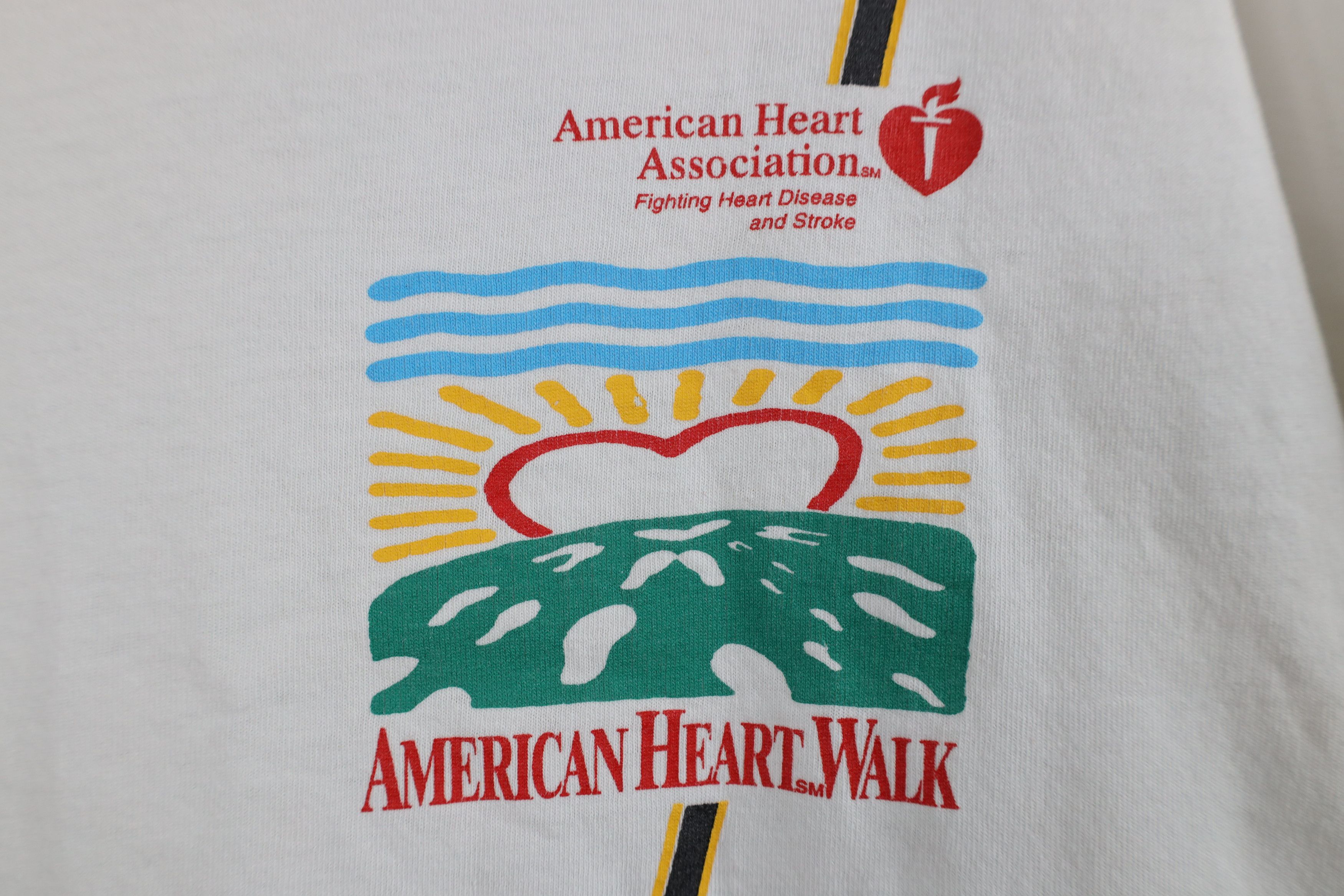 Vintage Vintage 90s Streetwear Heart Walk Shoes Short Sleeve T-Shirt Size US XL / EU 56 / 4 - 6 Thumbnail