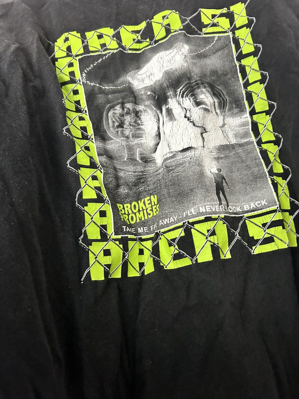 Broken Promises Co. × Vintage Broken promises Size US L / EU 52-54 / 3 - 6 Thumbnail