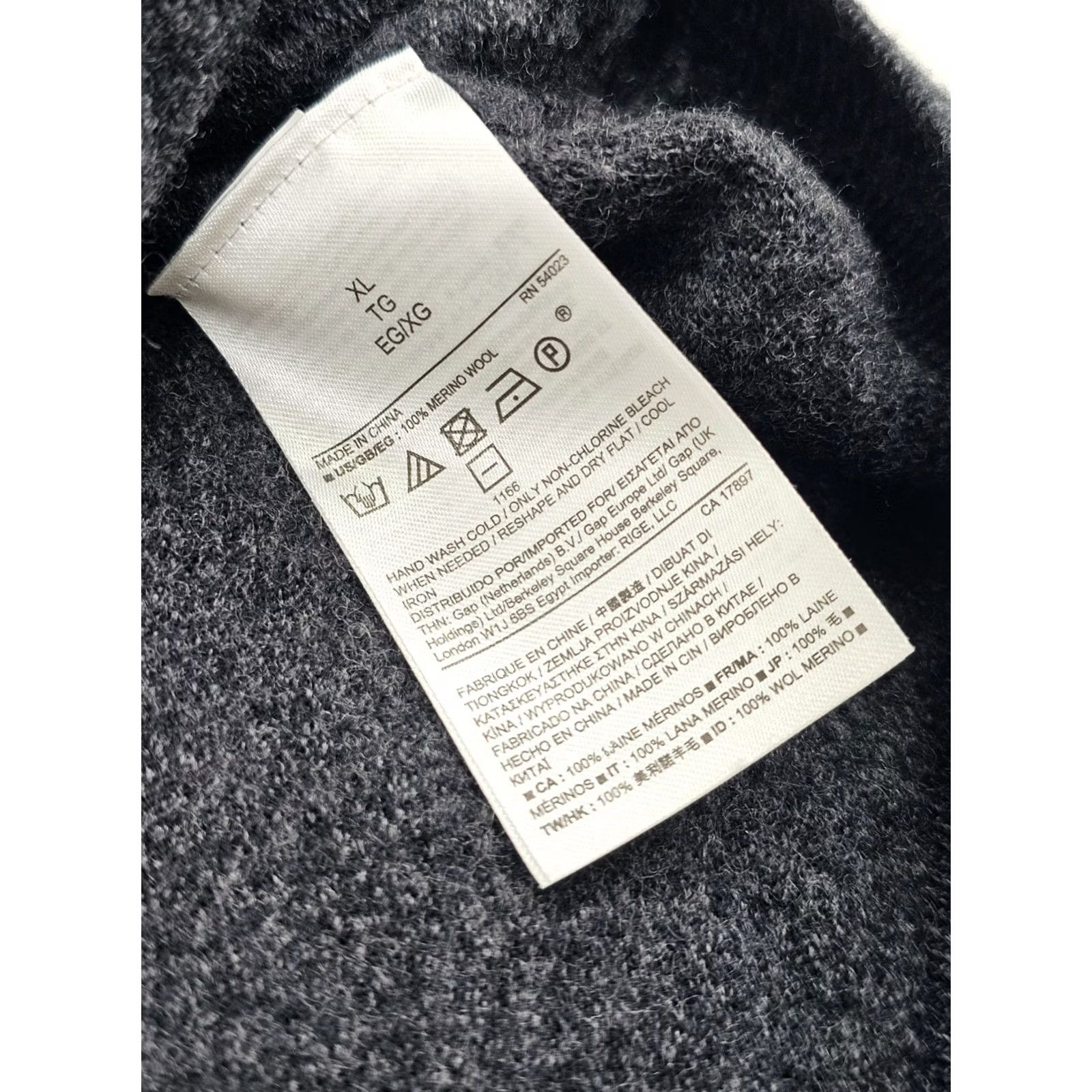 Banana Republic Banana Republic Merino Wool V-Neck Pullover Sweater Men XL Gray Size US XL / EU 56 / 4 - 5 Thumbnail