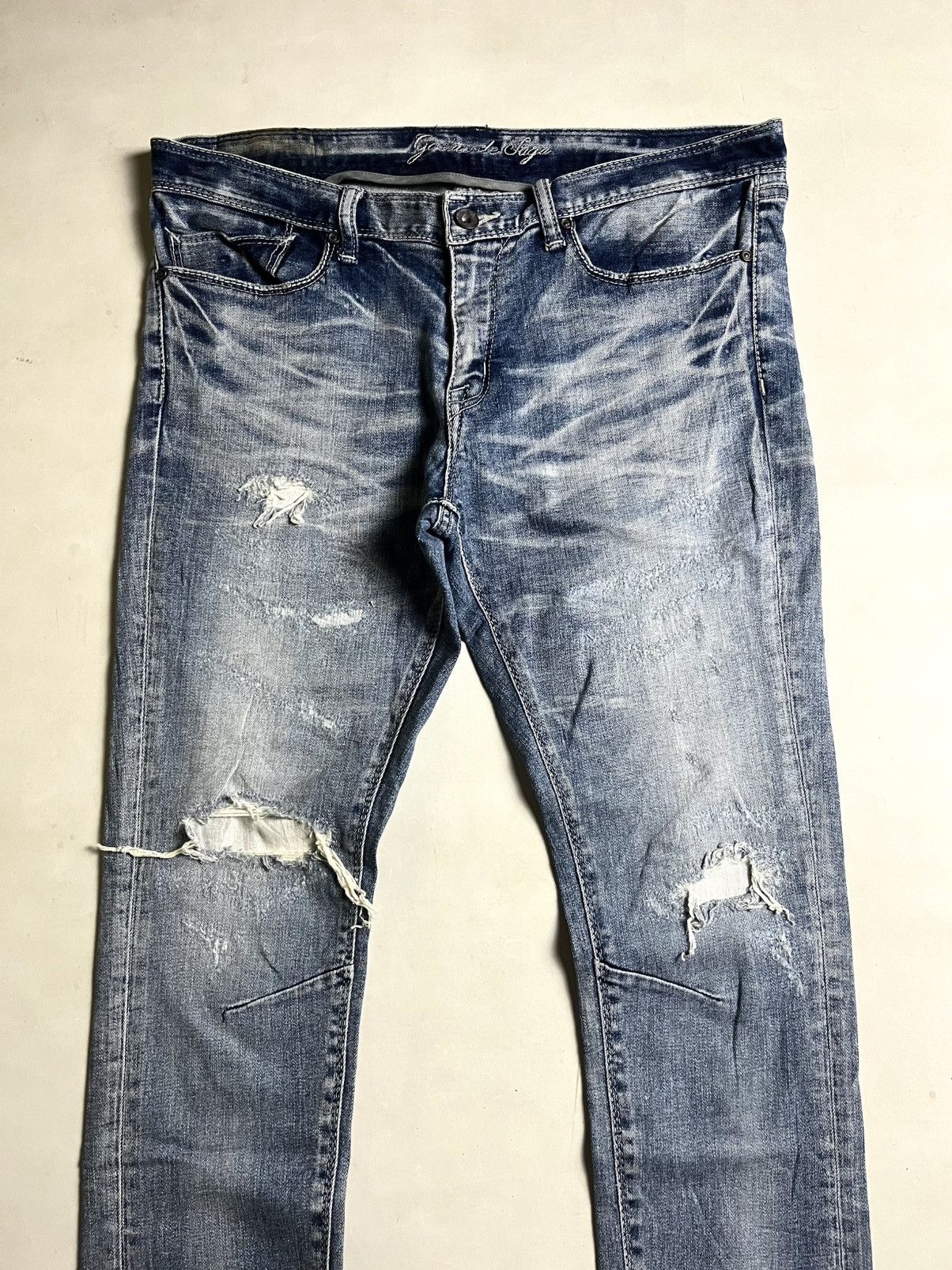 GOSTAR DE FUGA 💥SICK Gostar De Fuga Mudwash distress denim💥 Size US 34 / EU 50 - 2 Thumbnail