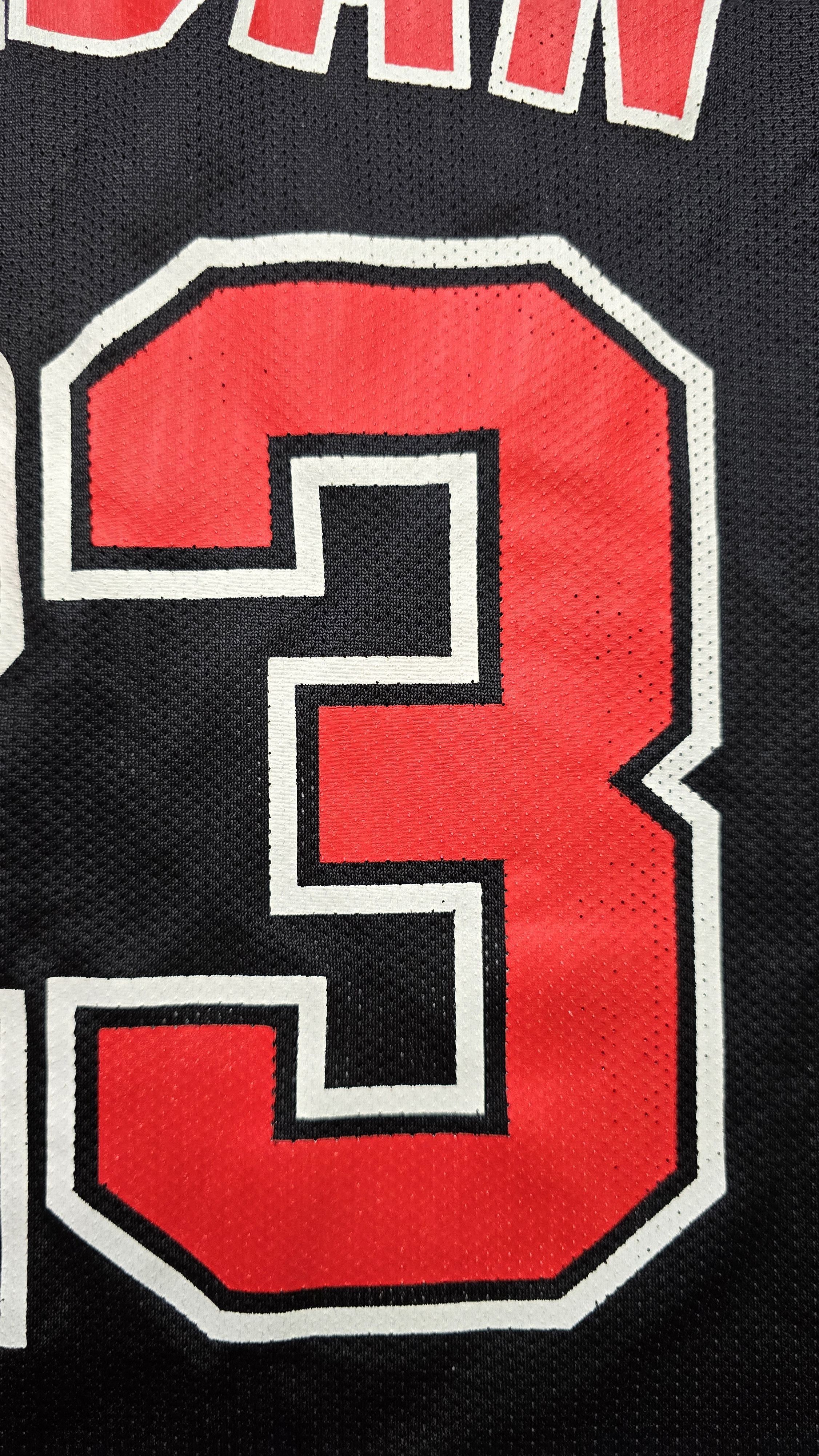 Champion Vintage 90s Champion Michael Jordan #23 Chicago Bulls Jersey Size US L / EU 52-54 / 3 - 6 Thumbnail