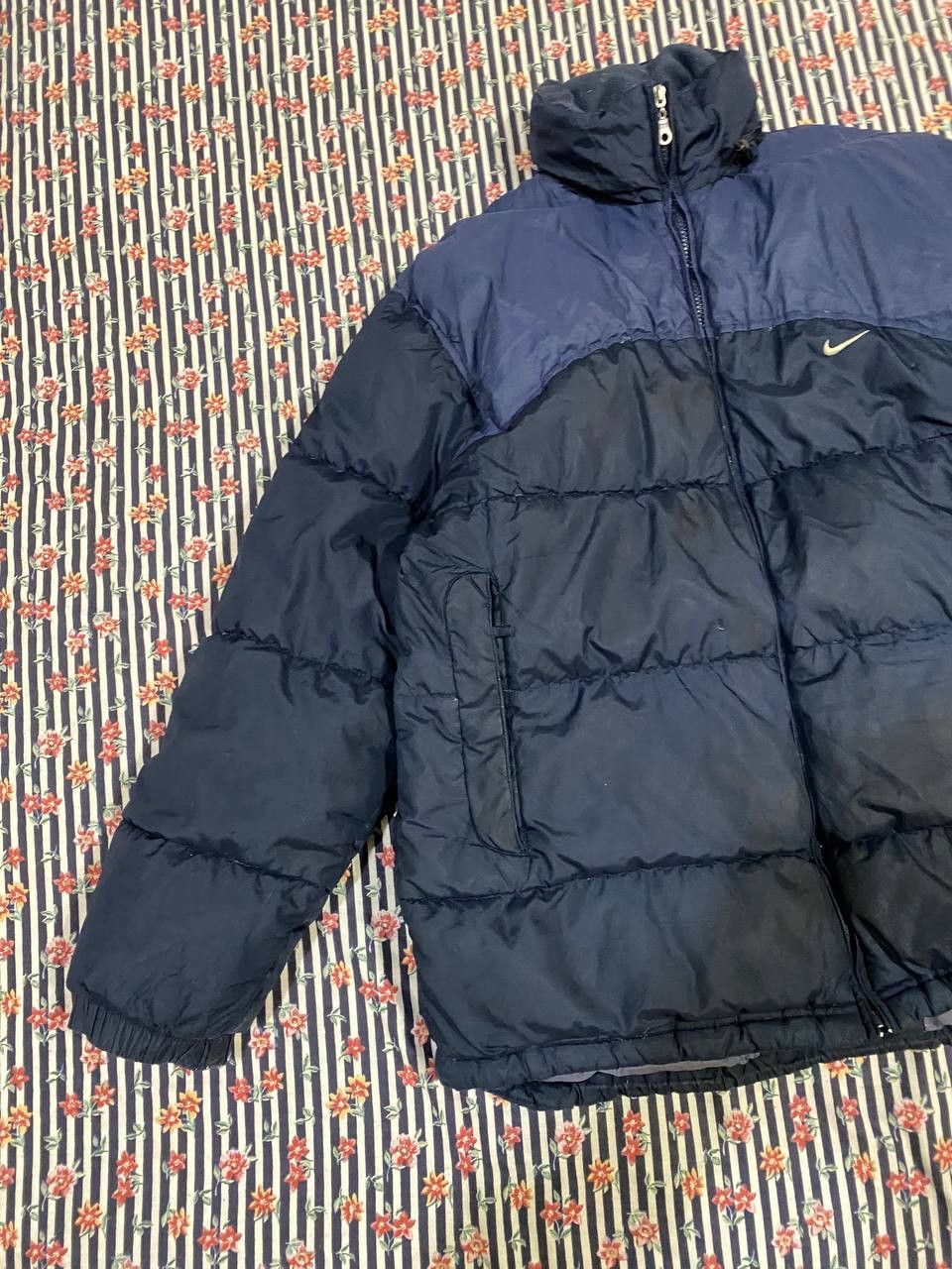 Nike Vintage Nike Puffer Jacket 00s Mini Swoosh Y2K Rap Size US XL / EU 56 / 4 - 23 Thumbnail