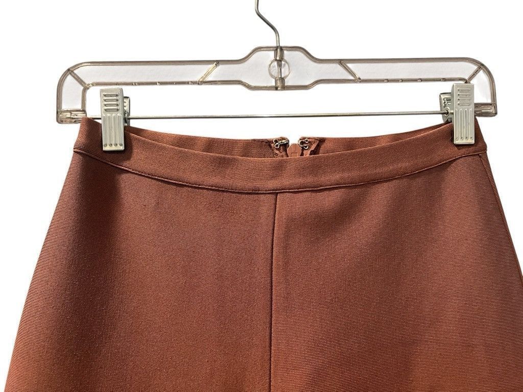 House of CB House of CB Tan High Rise Pintuck Flare Dress Pants Medium Size 26" / US 2 / IT 38 - 3 Thumbnail