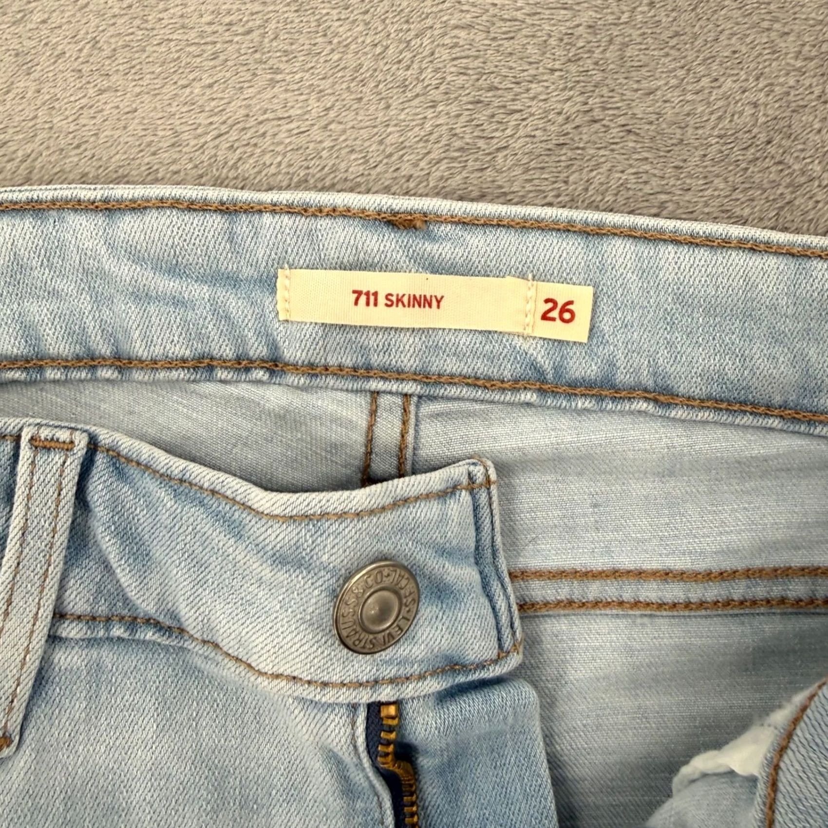 Levi's Levi's 711 Skinny Jeans Light Wash Blue Mid Rise Denim Women's W26 L32 Size 26" / US 2 / IT 38 - 4 Thumbnail