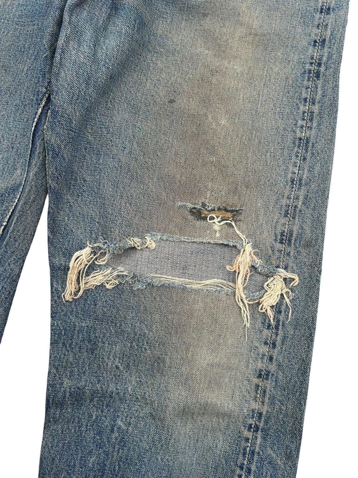 Levi's 50s Vintage Levis big E Hidden Rivet Thrashed Denim Jeans Size US 35 - 7 Thumbnail