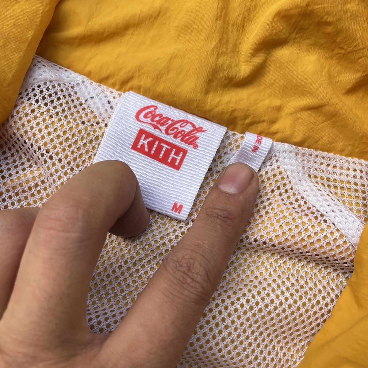 Coca Cola × Kith Kith x Coca Cola 1/4 Nylon Zip Jacket Size US M / EU 48-50 / 2 - 9 Thumbnail