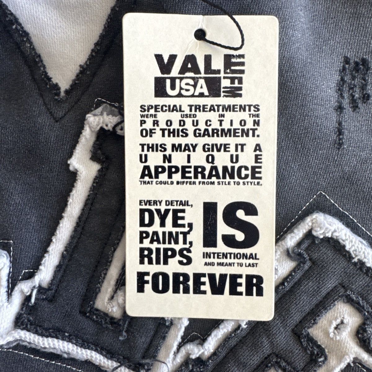 Vale Vale Forever Insignia Crewneck Black Size US L / EU 52-54 / 3 - 3 Thumbnail