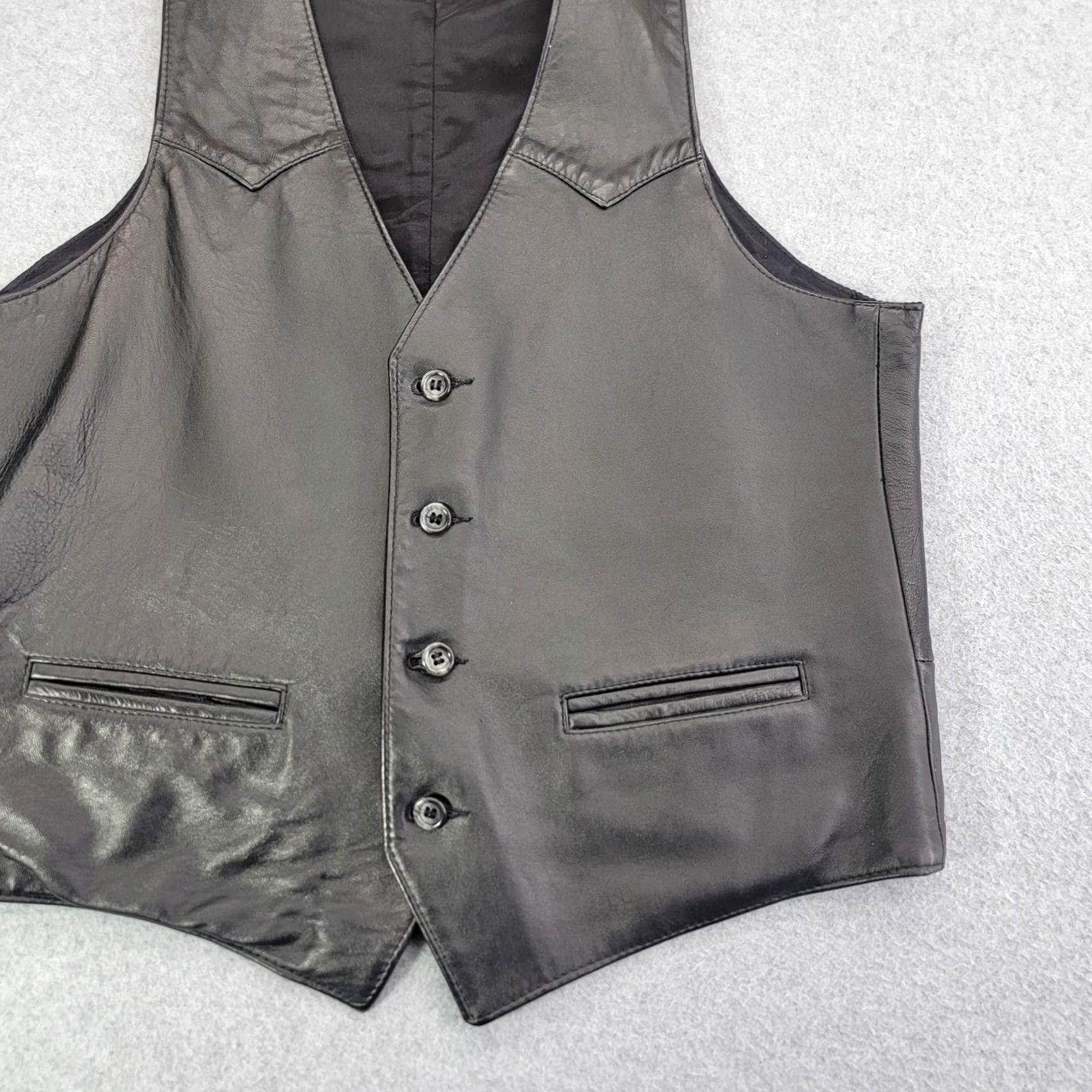 Vintage Remy Vest Mens 42 Black Leather Western Cowboy Button Pockets Lined Dress Vest Size US XS / EU 42 / 0 - 4 Thumbnail