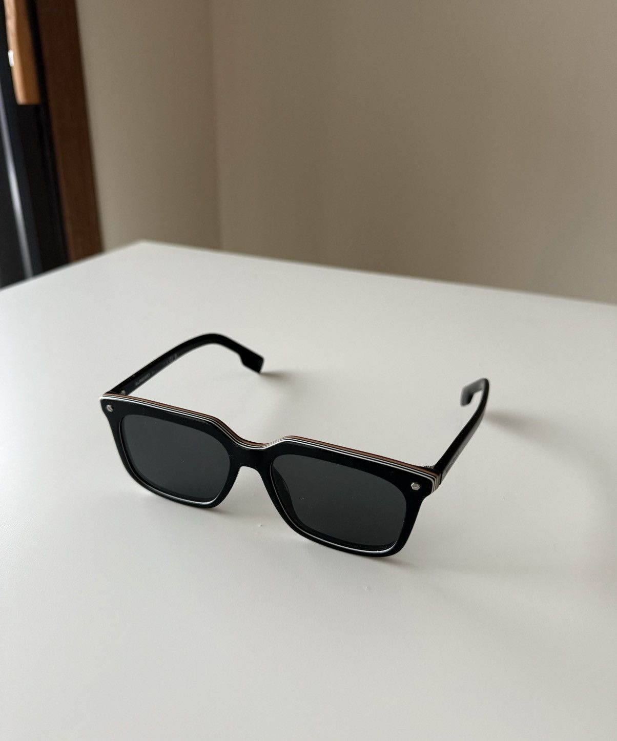 Burberry Burberry Sunglasses Size ONE SIZE - 1 Thumbnail