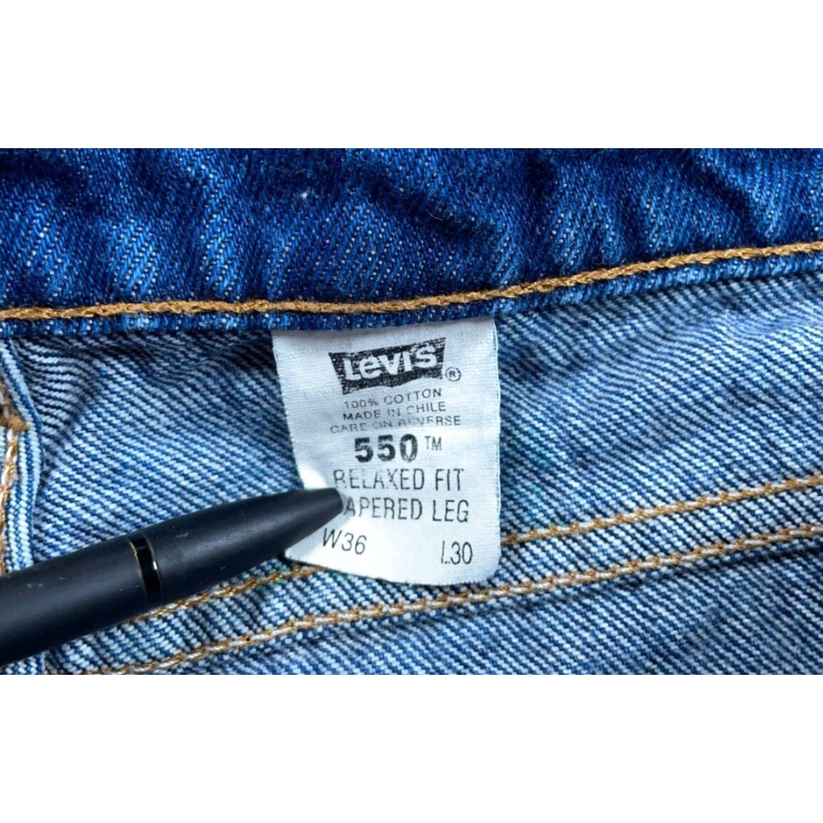 Levi's VINTAGE Levi's 550 Jeans Tapered Fit Men's 36 x 29 Blue Denim 90s Retro Grunge Size US 36 / EU 52 - 3 Thumbnail