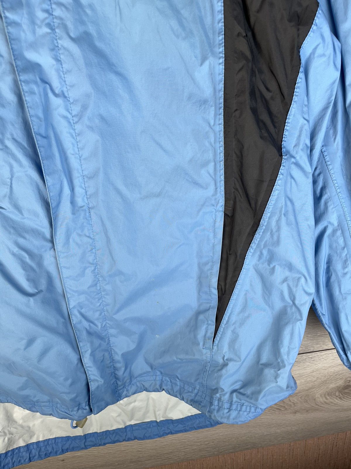 Nike vintage 90s nike windbreaker jacket mens size L Size US L / EU 52-54 / 3 - 5 Thumbnail