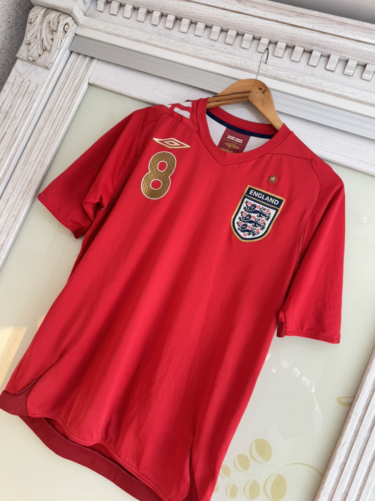 Umbro × Vintage Lampard #8 England 2006-2007 Away Soccer Jersey Football Kit Size US S / EU 44-46 / 1 - 3 Thumbnail