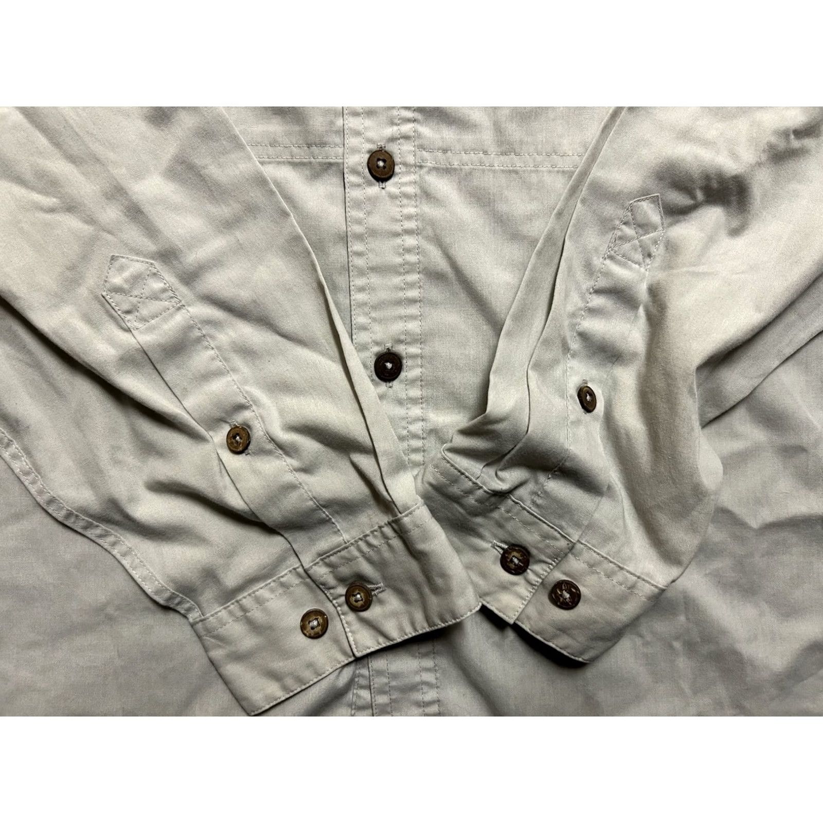 Patagonia VINTAGE Patagonia Shirt Men L Khaki Long-Sleeve Island Hopper Button-Up Size US L / EU 52-54 / 3 - 5 Thumbnail