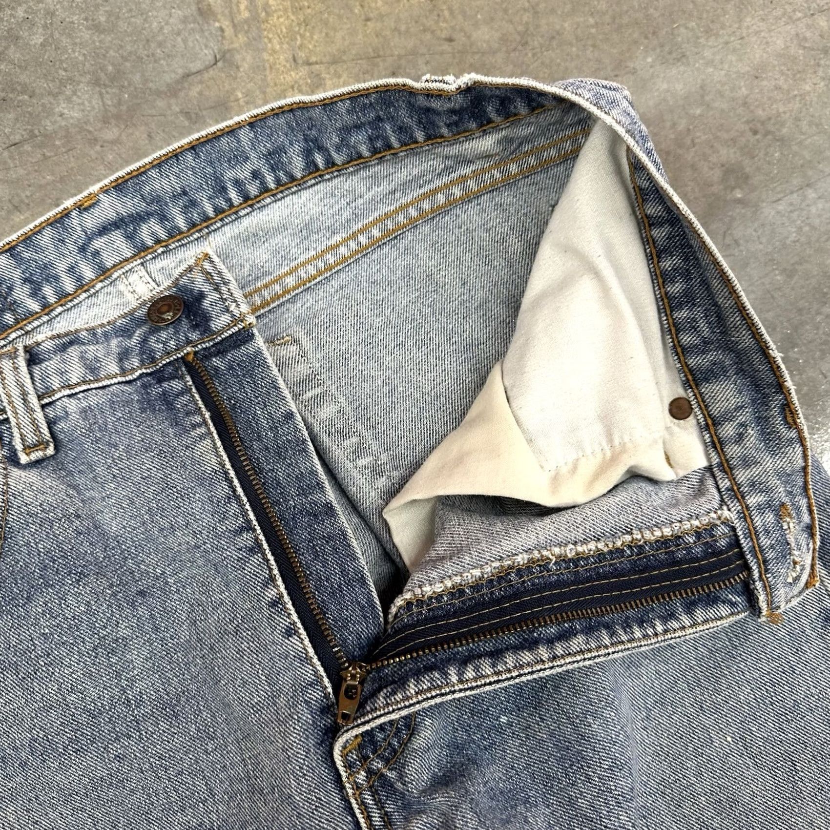 Levi's VINTAGE Levi’s 505 XX Jeans Straight 34 X 36 Men Denim Blue 90s USA Size US 34 / EU 50 - 4 Thumbnail