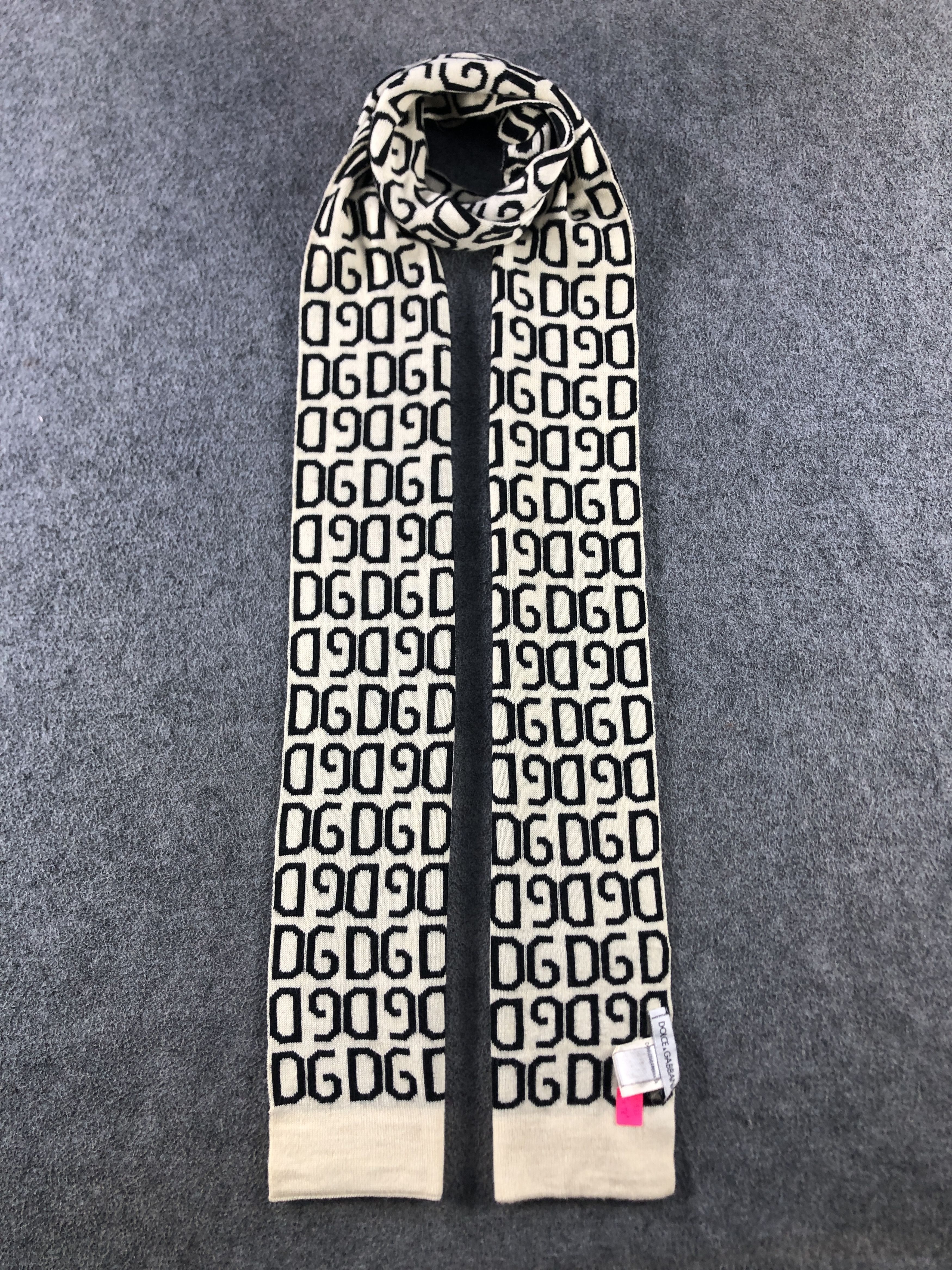 Dolce & Gabbana Dolce & Gabbana Scarf / Muffler / Neckwear P933 Size ONE SIZE - 1 Thumbnail