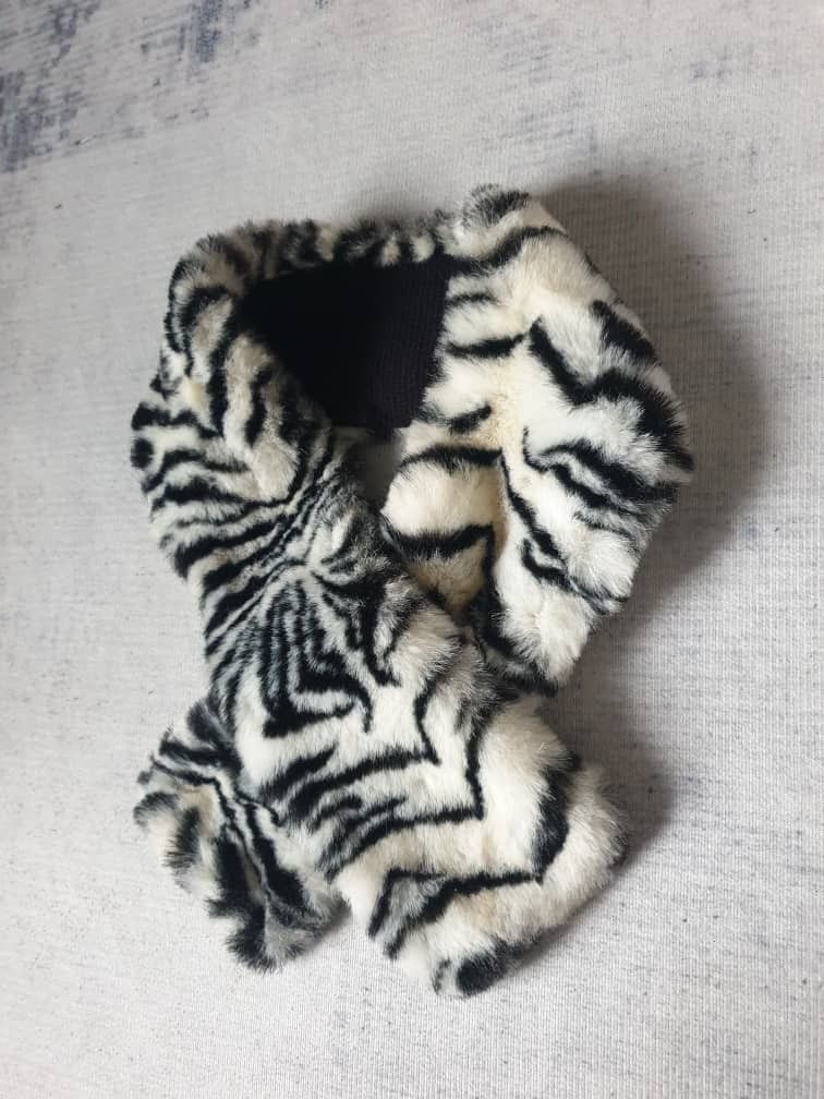 Japanese Brand Unnamed Zebra design Made in France neck warmer Size ONE SIZE - 5 Thumbnail