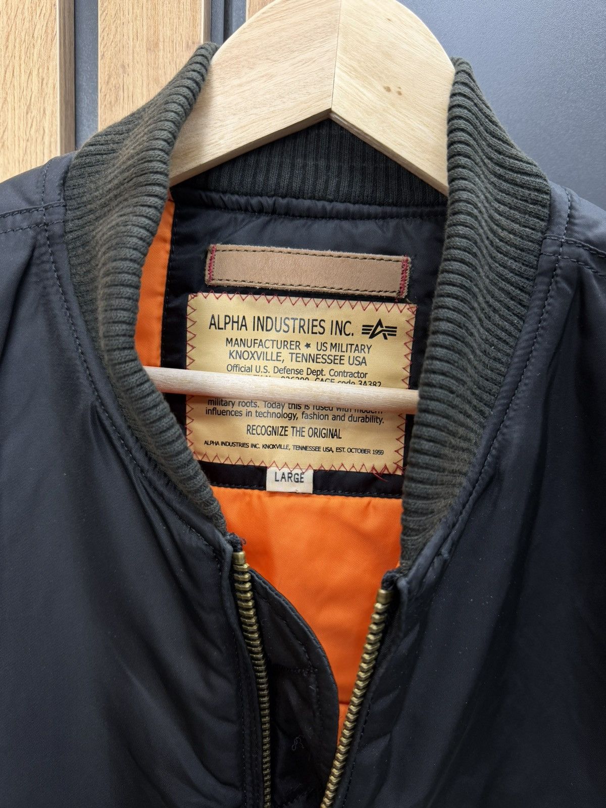 Alpha Industries Alpha Industries MA-1 Flight Bomber Jacket Black L Size US L / EU 52-54 / 3 - 7 Thumbnail