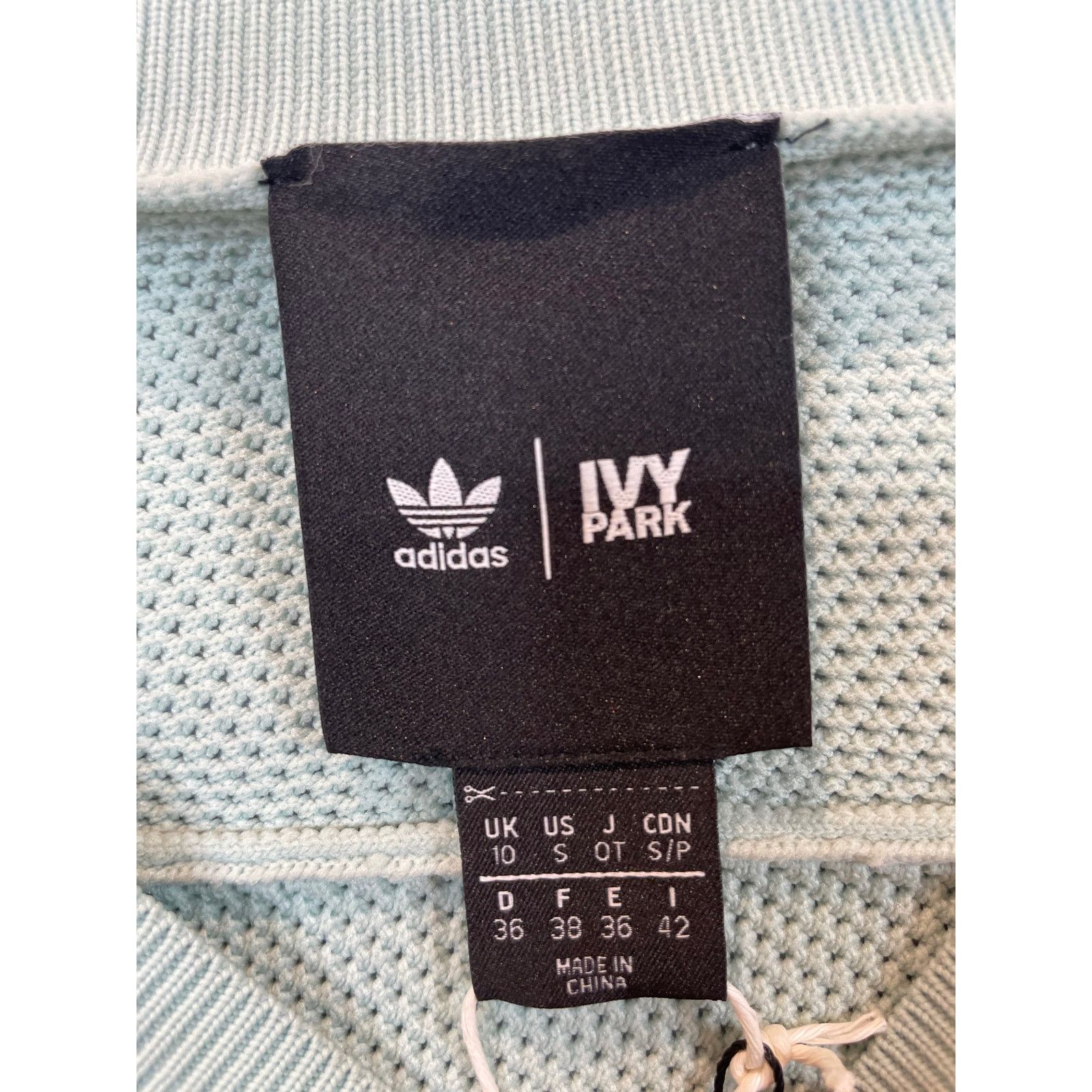 Adidas Adidas Ivy Park Crop Top Teak Used Small Size S / US 4 / IT 40 - 2 Thumbnail