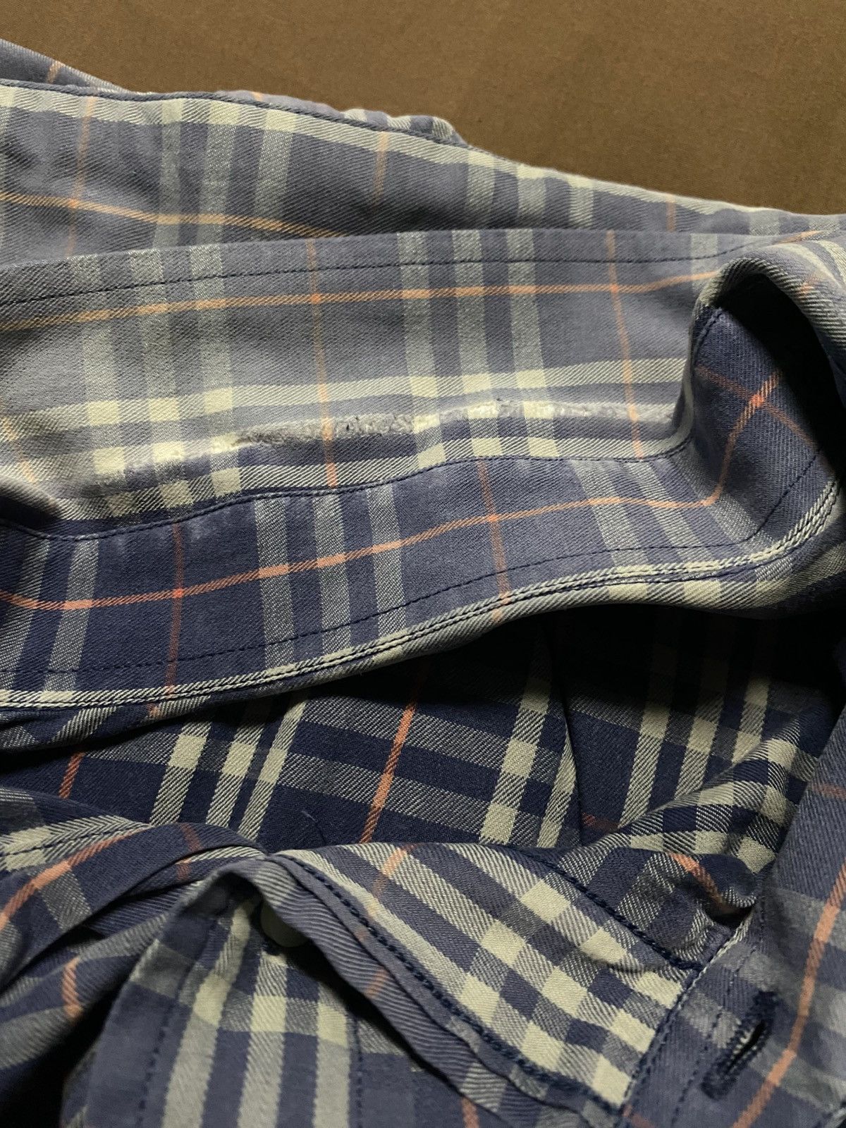 Burberry Vintage Burberry London Nova Check Sunfaded Button Down Size US M / EU 48-50 / 2 - 10 Thumbnail