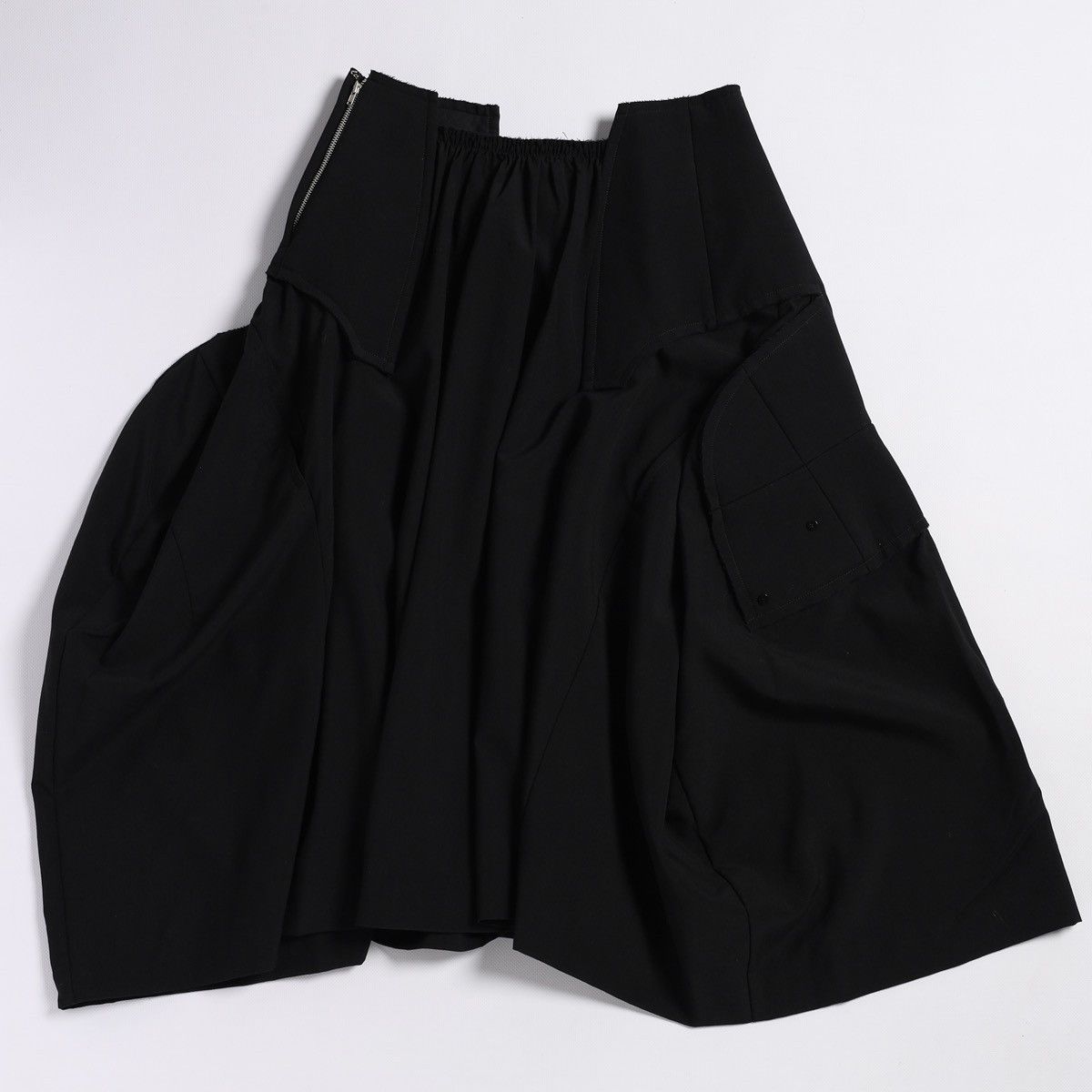 Comme des Garcons Comme Des Garcons Ultra Wide Oversized Skirt Wool Avantgarde Size 26" / US 2 / IT 38 - 1 Thumbnail