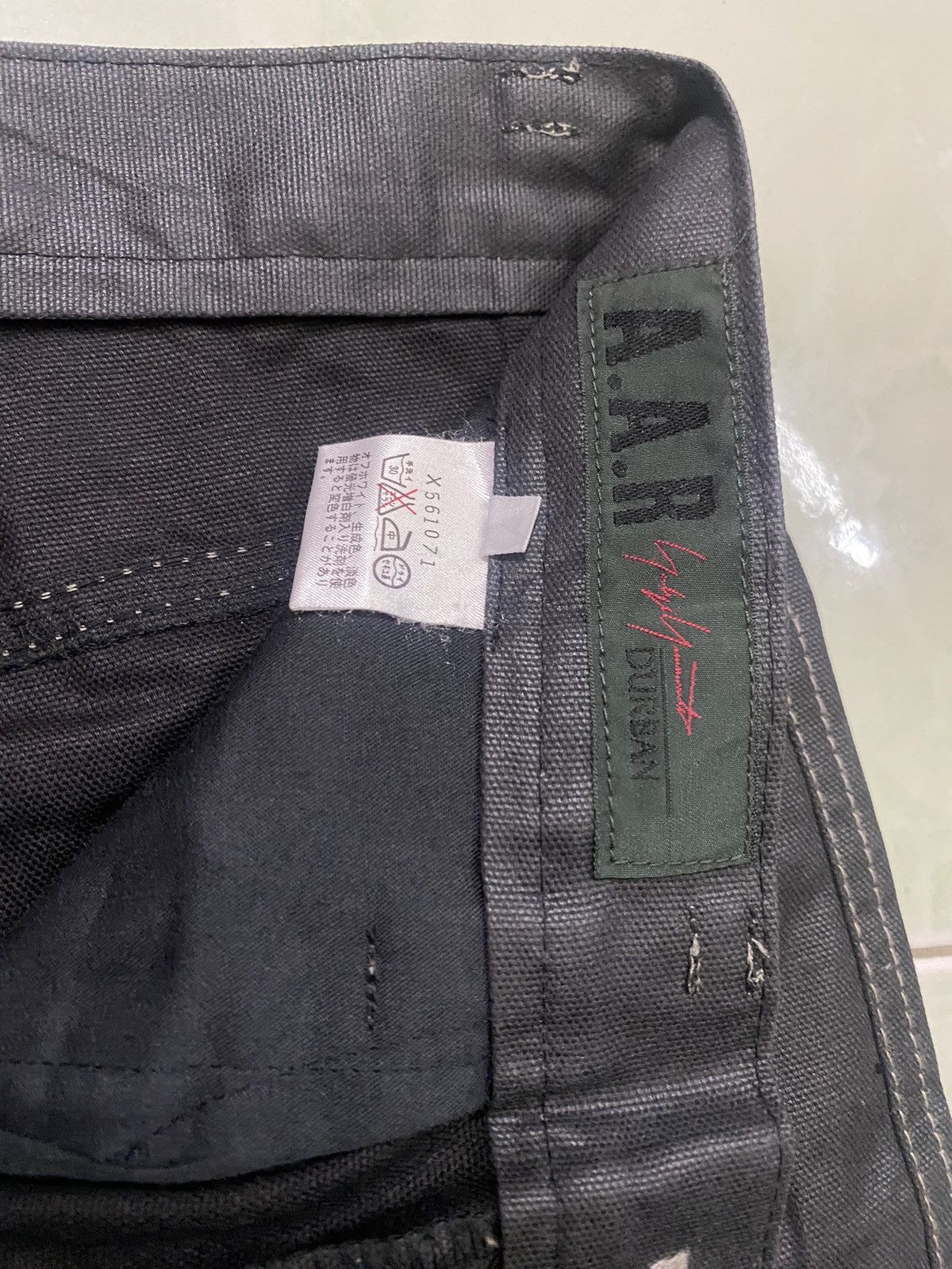 Japanese Brand Waxed Coated Yohji Yamamoto Pants Size US 30 / EU 46 - 7 Thumbnail