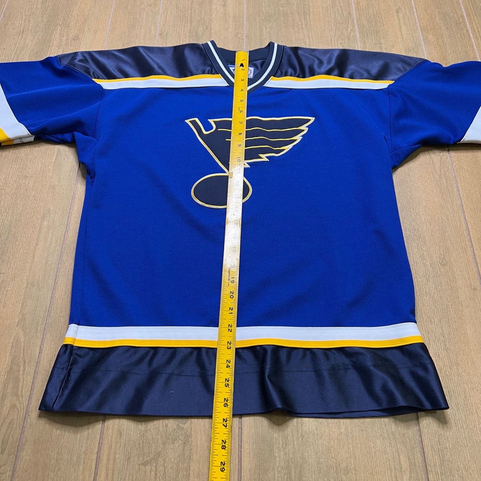 Starter Youth St. Louis Blues Starter NHL Hockey Jersey Blue L/XL Size US S / EU 44-46 / 1 - 5 Thumbnail