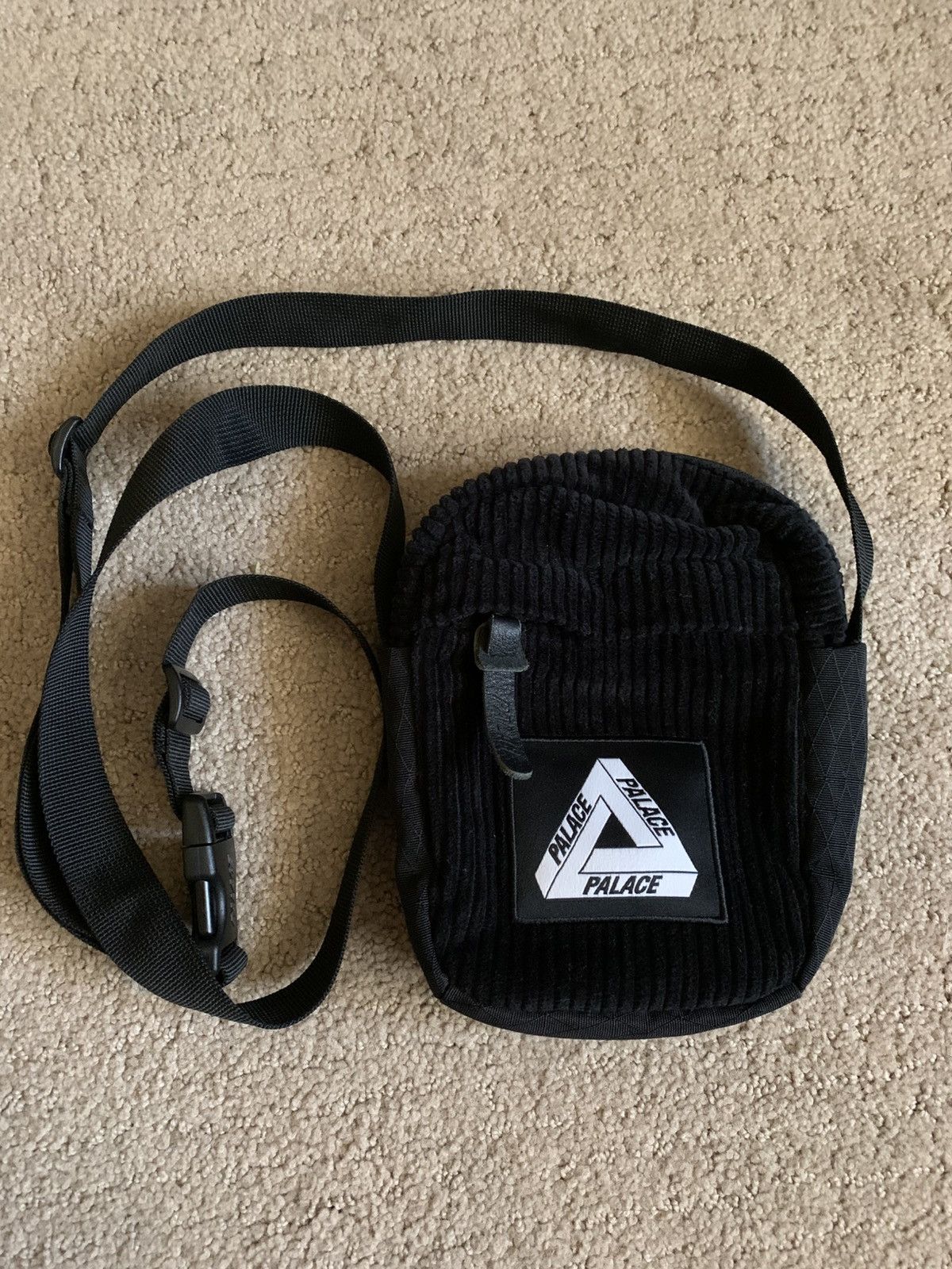 【即日発送】palace skateboards 2018 SHOT 2 BAG SHOT 2 BAG | PALACE SKATEBOARDS