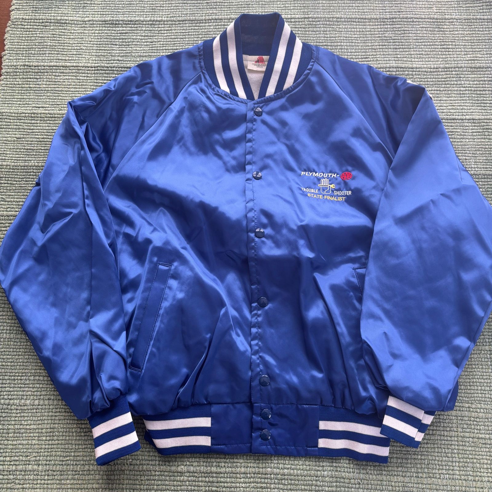 Vintage 1980s vintage shiny blue satin bomber jacket size xl Size US XL / EU 56 / 4 - 1 Thumbnail