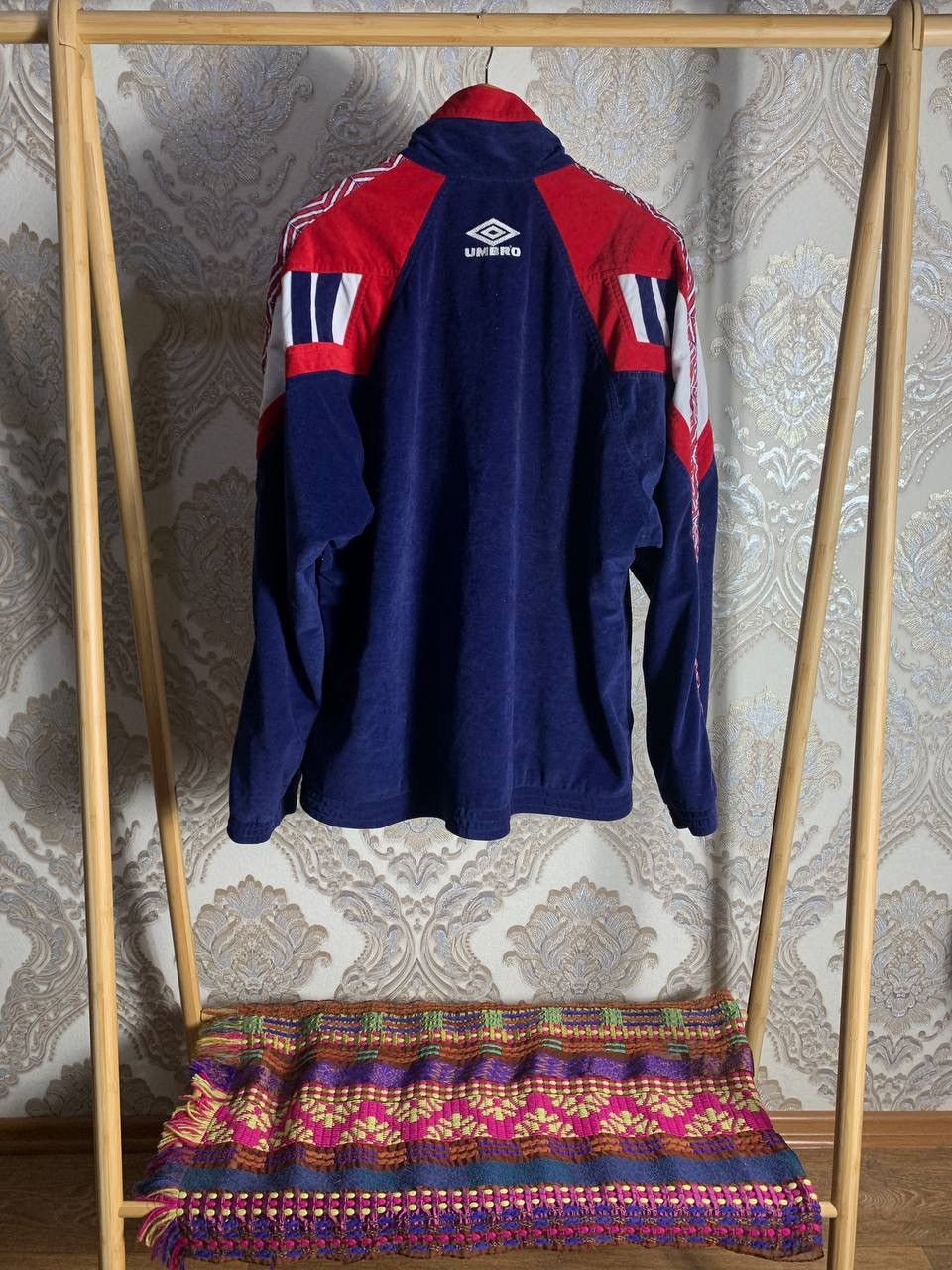 Umbro × Vintage VERY RARE UMBRO VELOURS FC MANCHESTER UNITED LIGHT JACKET Size US XL / EU 56 / 4 - 7 Thumbnail