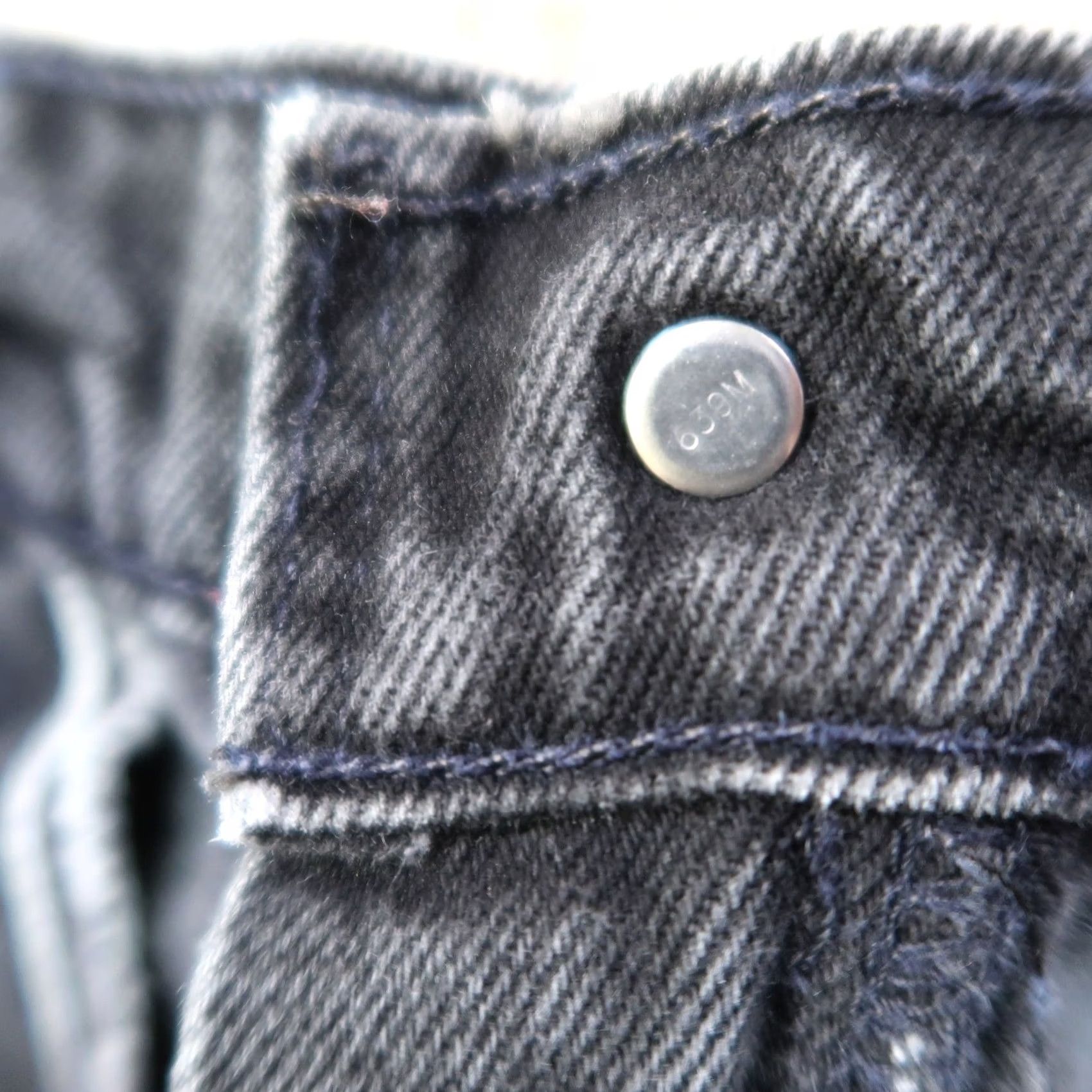Levi's VINTAGE Levi's 545 Jeans Men 36x30 Black Denim Loose Tapered 90s Brown Tab Women's? Mens Size US 36 / EU 52 - 5 Thumbnail