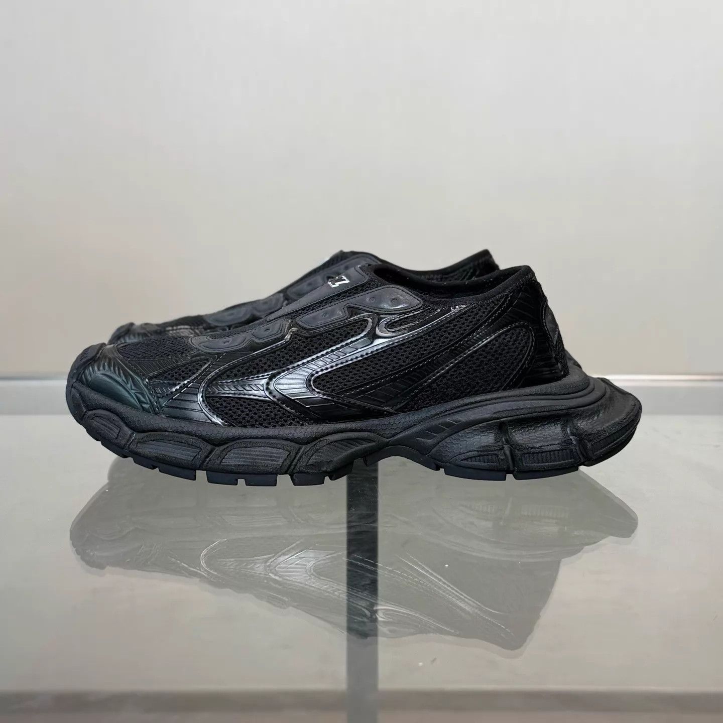 Balenciaga Balenciaga 3XL Black Slip-On Dad Shoe 39 98 DM1991 Size US 9 / IT 39 - 5 Thumbnail