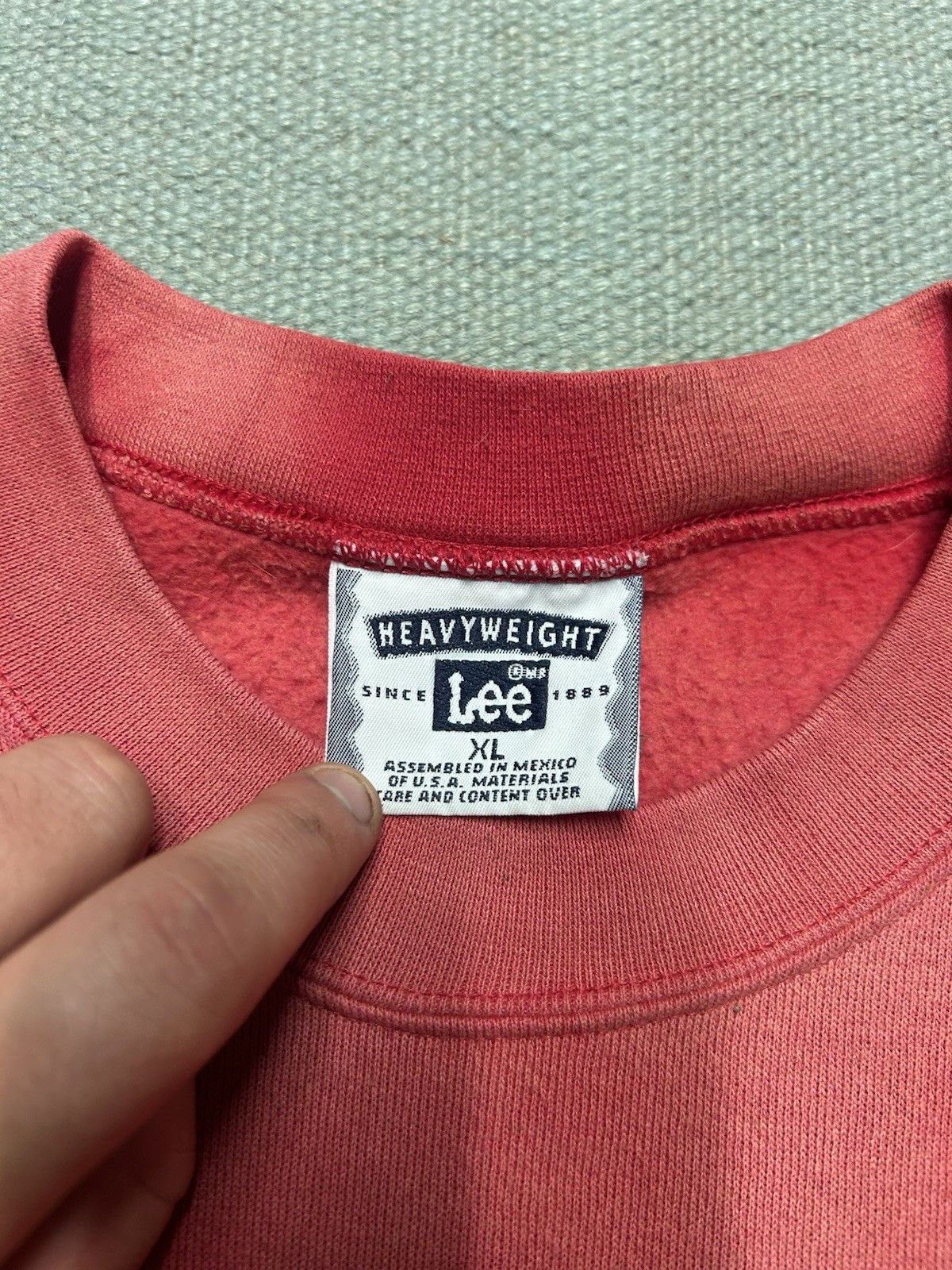 Vintage 90s crewneck sweatshirt sun fade gradient lee heavyweight XL Size US XL / EU 56 / 4 - 6 Thumbnail