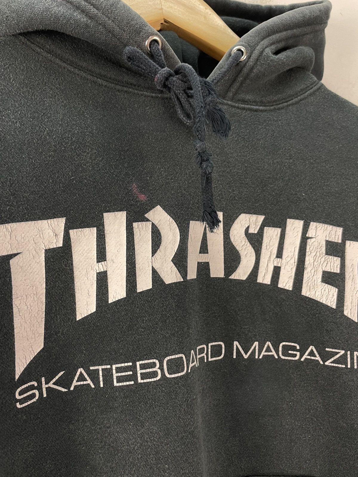 Thrasher Vintage Thrasher Boxy Sweatshirt Hoodie Pullover Faded Black Size US S / EU 44-46 / 1 - 6 Thumbnail
