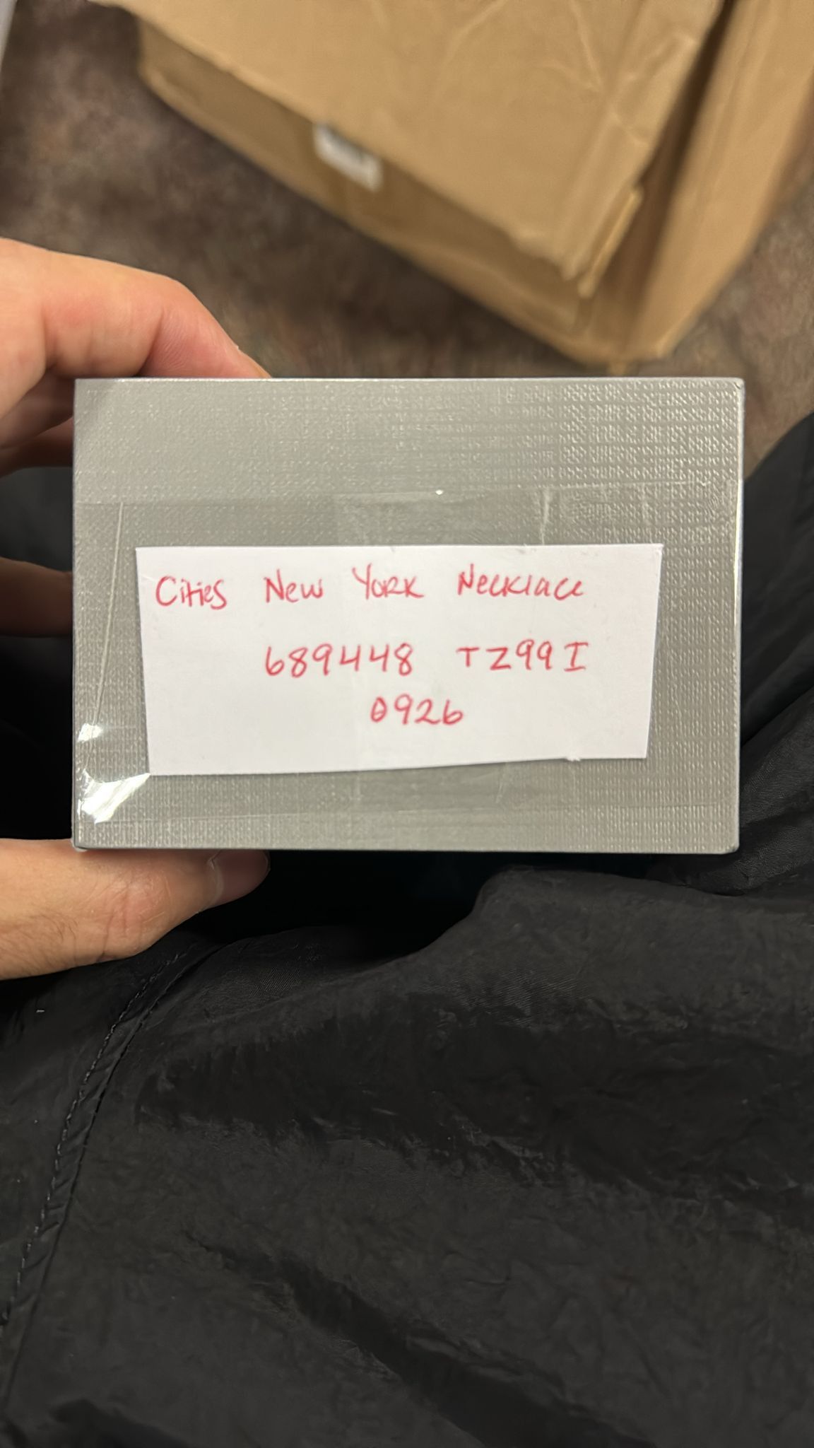 Balenciaga o1rshd1 Q:3 / Size: OS / DUP / Cities Tokyo Necklace Size ONE SIZE - 9 Thumbnail