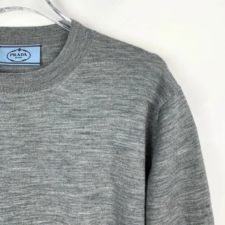 Prada Prada Size 36 Logo triangle round neck gray wool short-slee Size US XXS / EU 40 - 3 Thumbnail